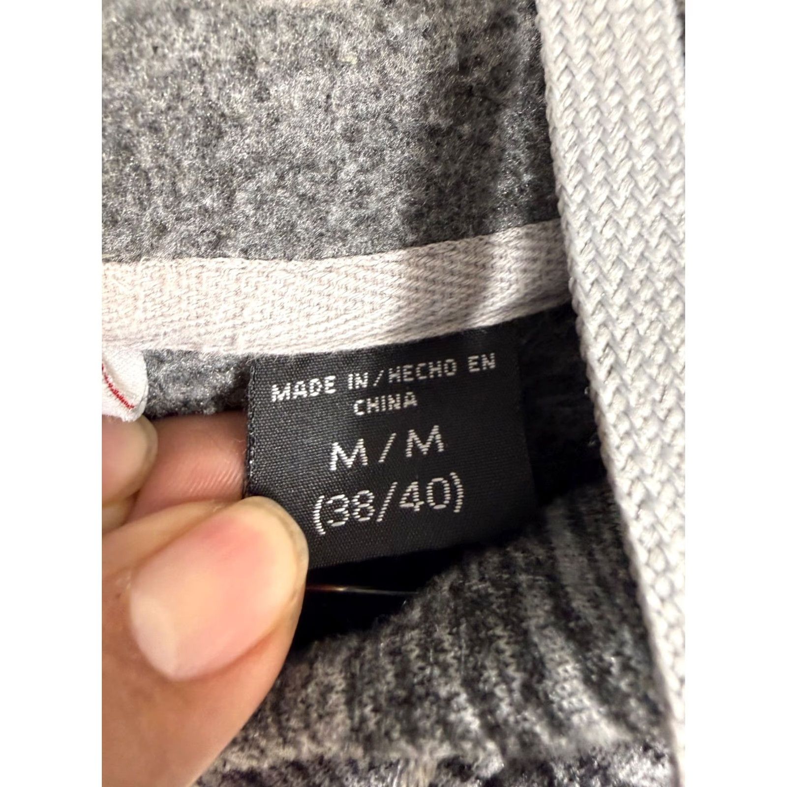 Vintage Marvel Hoodie Mens M 38/40 Heather Gray Fleece The Punisher Skull Graphic Pullover Drawstring Mens Hoodies Hoodie Size US M / EU 48-50 / 2 - 6 Thumbnail