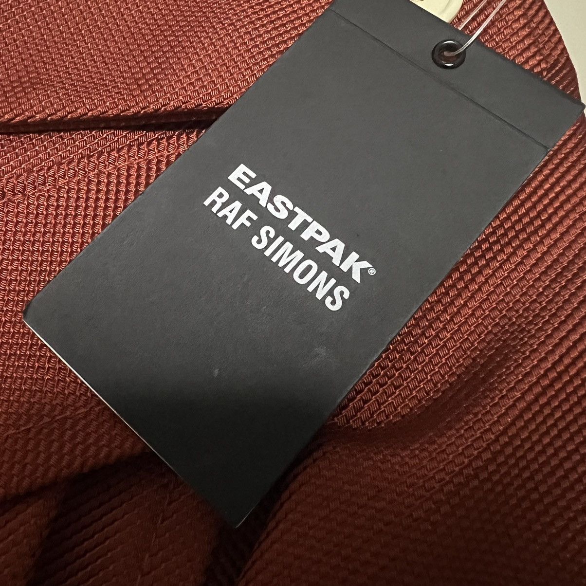 Eastpak × Raf Simons FW18 Raf Simons x Eastpak Organized sling bag henna struct Size ONE SIZE - 10 Thumbnail