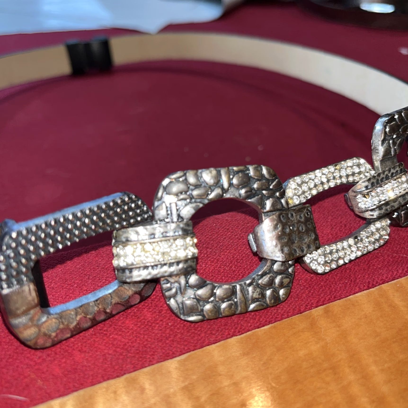 Vintage VINTAGE Chico's SILVER SQUARE Chain BELT Leather 24-37” Adjustable BLACK LEATHER Mens Women Girls Boys Size ONE SIZE - 5 Thumbnail