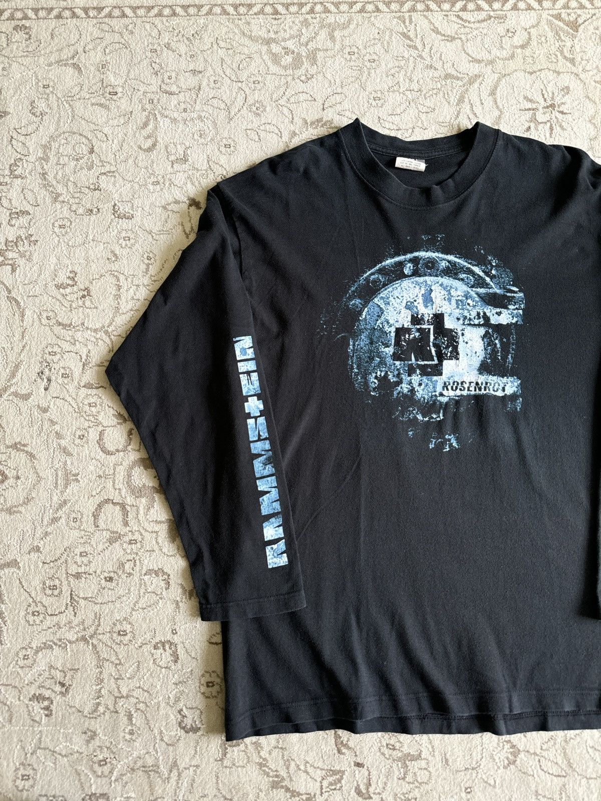 Band Tees Vintage Rammstein Rosenrot Long Sleeve Shirt Metal Band Tee Size US L / EU 52-54 / 3 - 13 Thumbnail
