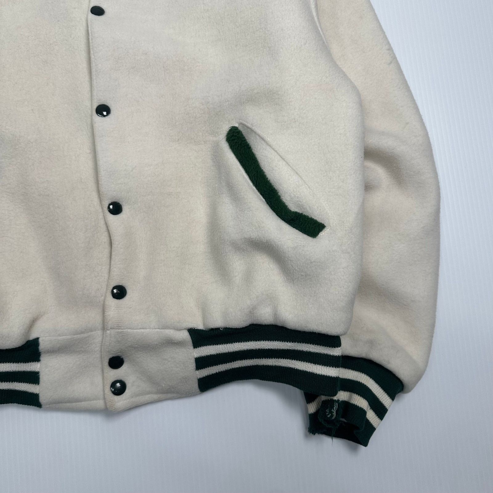 Vintage Vintage Camden Catholic Heavy Fleece Varsity Jacket M Size US M / EU 48-50 / 2 - 3 Thumbnail