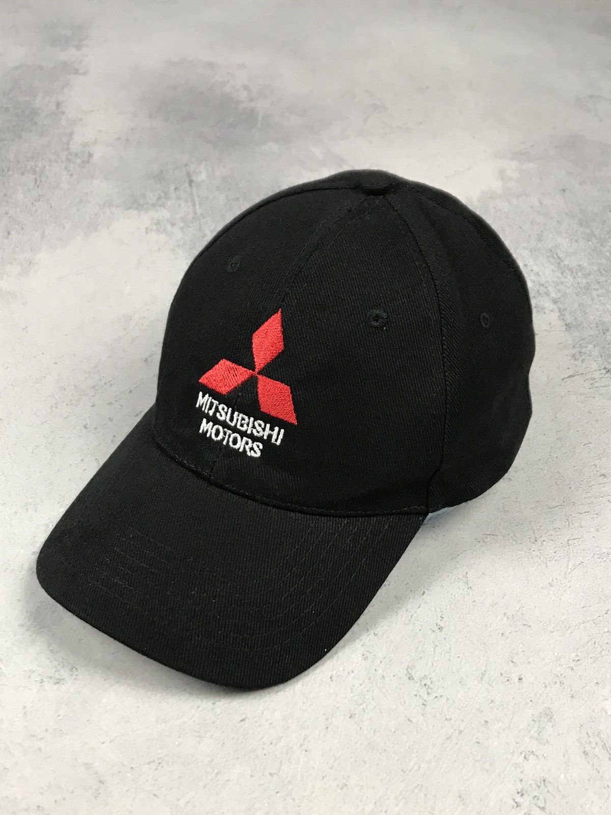 Vintage Vintage 00s Mitsubishi Motor Racing Red Bull Cap Size ONE SIZE - 2 Thumbnail