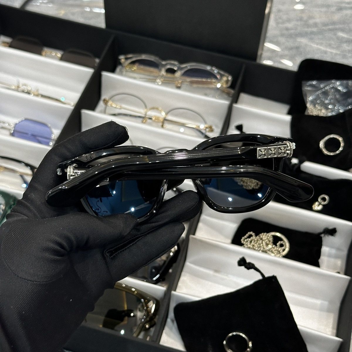 Chrome Hearts CHROME HEARTS SMOKE SHOW SUNGLASSES Size ONE SIZE - 4 Thumbnail