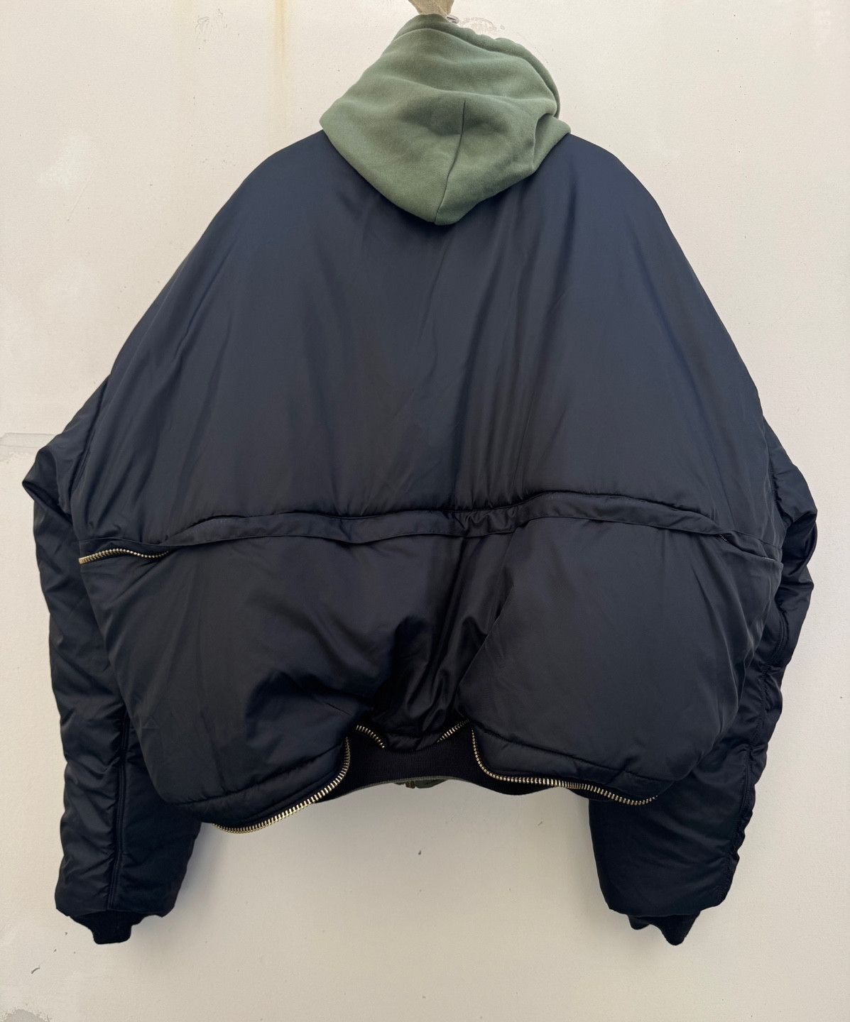 Alpha Industries × Vetements Vetements fw16 Demna Reversible Bomber MA-1 2017 Size US S / EU 44-46 / 1 - 5 Thumbnail