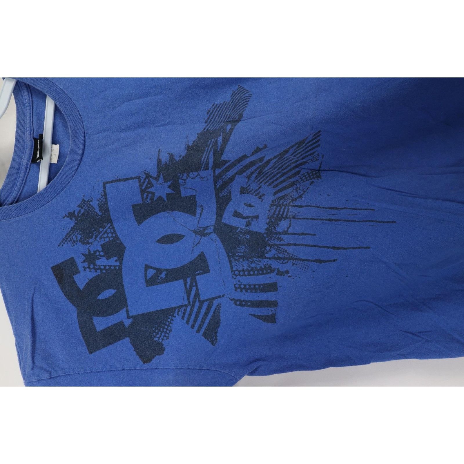 DC Vintage DC Shoes Skateboarding Short Sleeve T-Shirt Blue Size US XL / EU 56 / 4 - 4 Thumbnail
