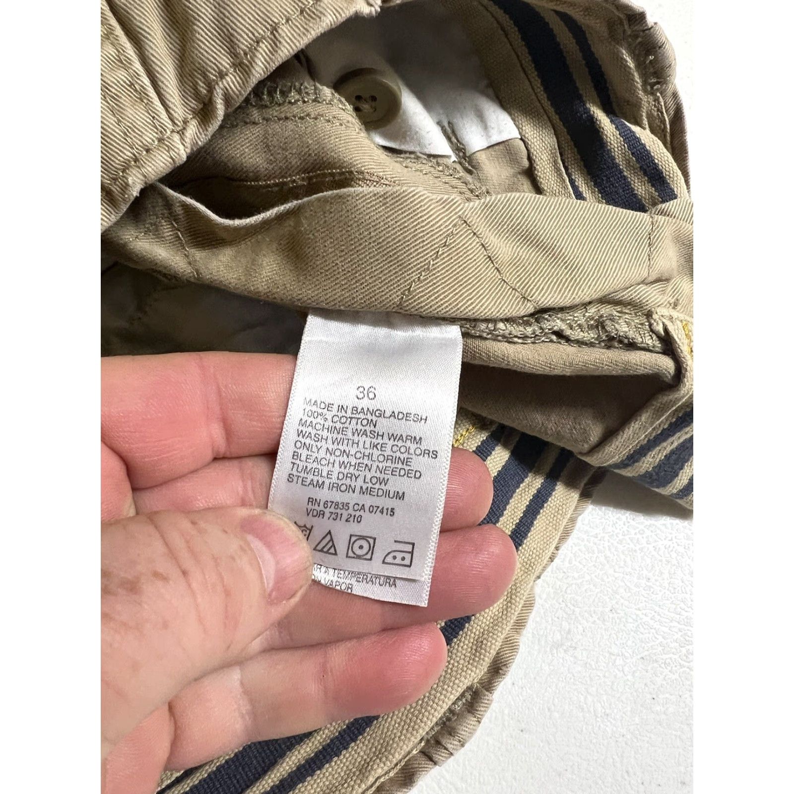 Nautica Nautica Jeans Co. Shorts Mens 36 Tan Khaki Cotton Pocket Cargo Pocket Flat Front Zip Casual Chino Regular Size US 36 / EU 52 - 4 Thumbnail