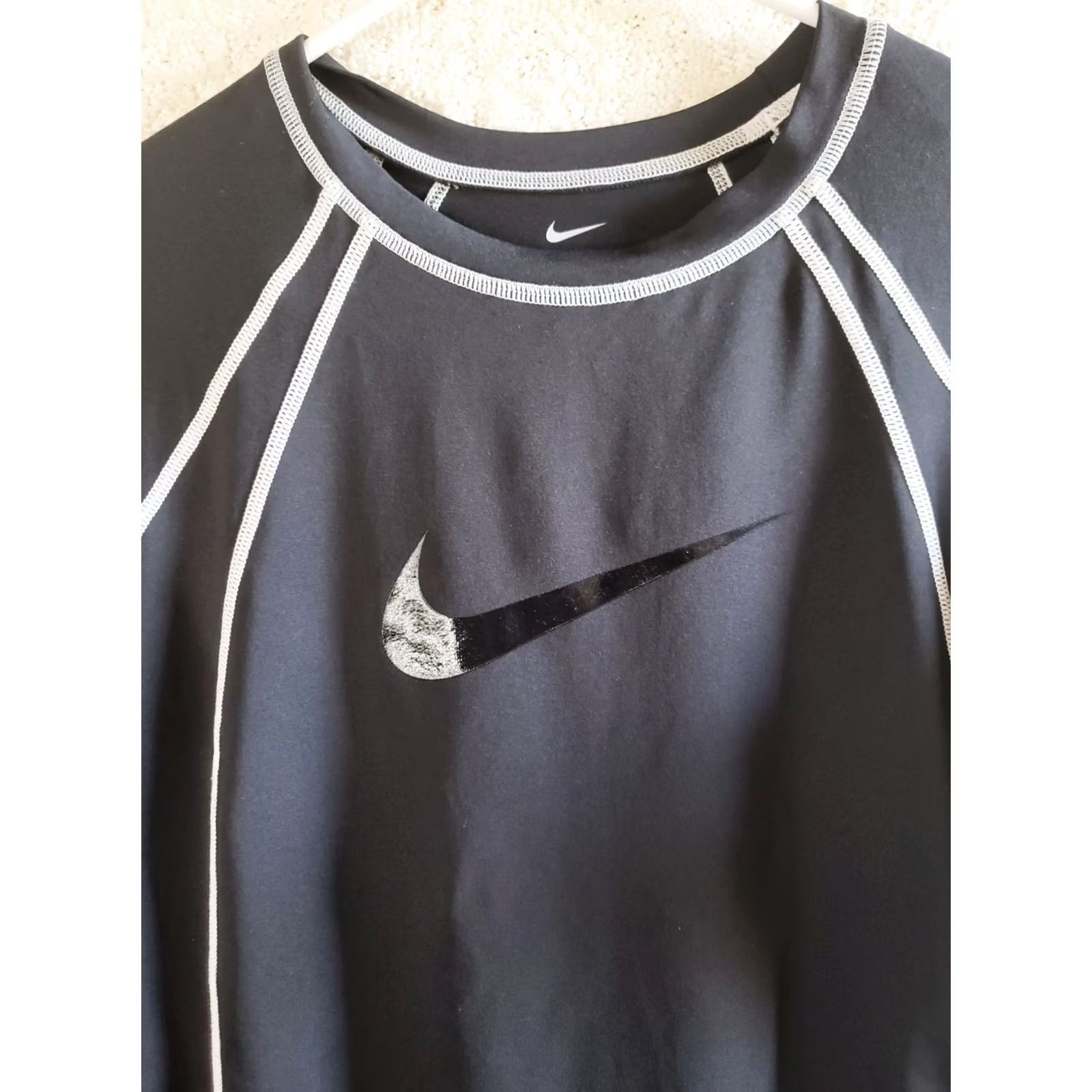 Nike NIKE Swim Hydro UV Women's L Black SPF50+ Long Sleeve Swim Top Size L / US 10 / IT 46 - 3 Thumbnail
