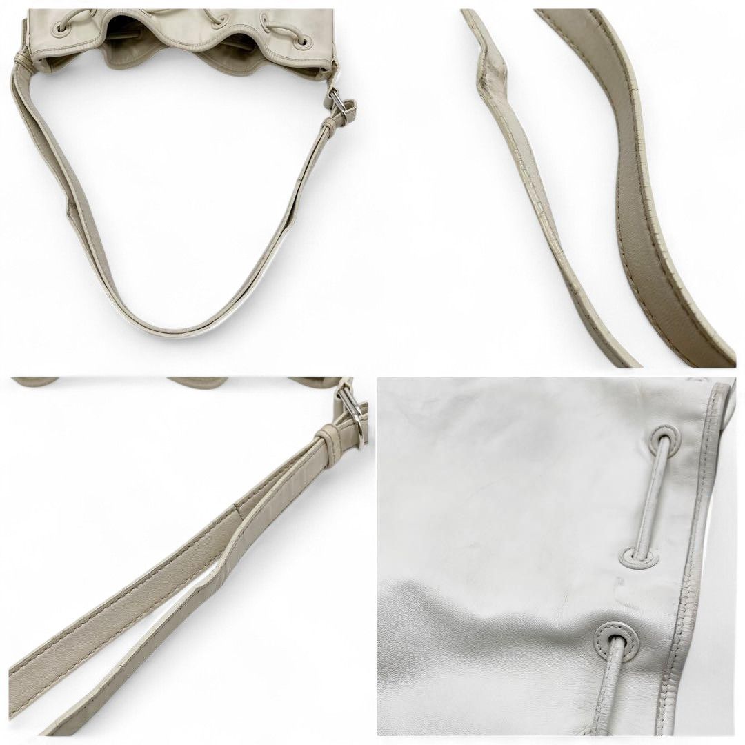 Balenciaga Balenciaga - Bucket Punching Shoulder Bag Drawstring White Size ONE SIZE - 9 Thumbnail