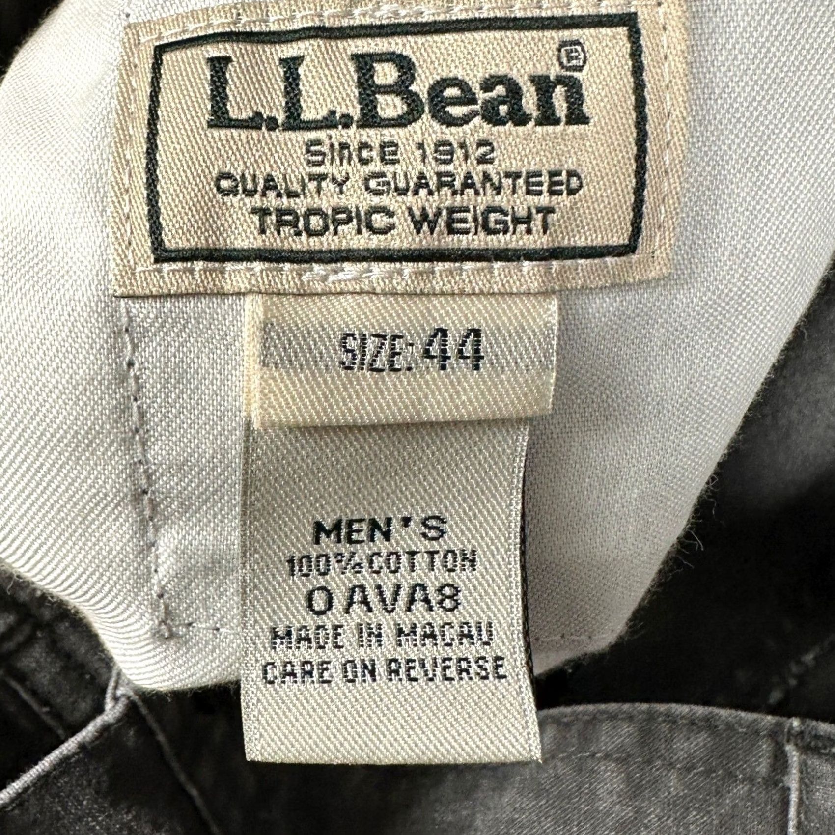 Vintage VINTAGE LL. Bean Cargo Shorts Men 44 Gray Tropic Weight Elastic Waist Pockets Cargo Pocket Adjustable Waistband Summer Outdoor Casual Workwear Size US 44 / EU 60 - 3 Thumbnail