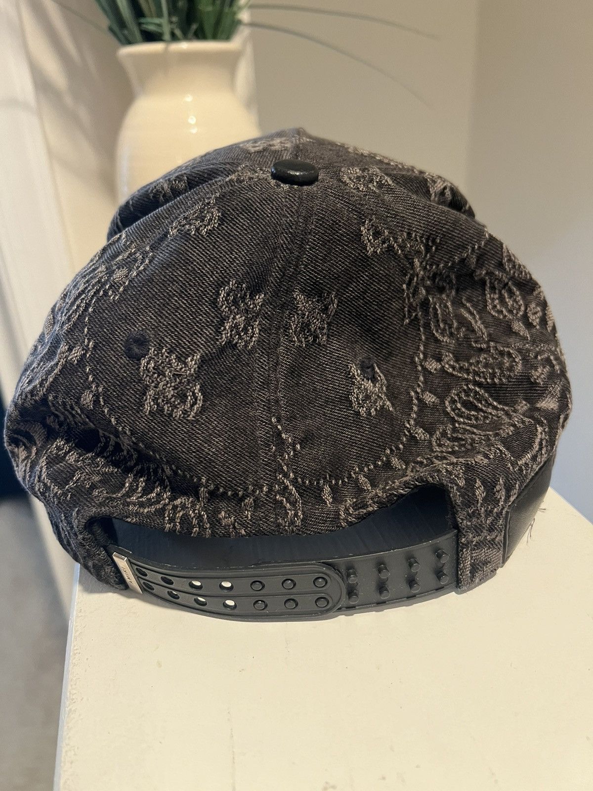 Amiri Amiri Embroidered Print MA Leather Brim Hat Size ONE SIZE - 3 Thumbnail