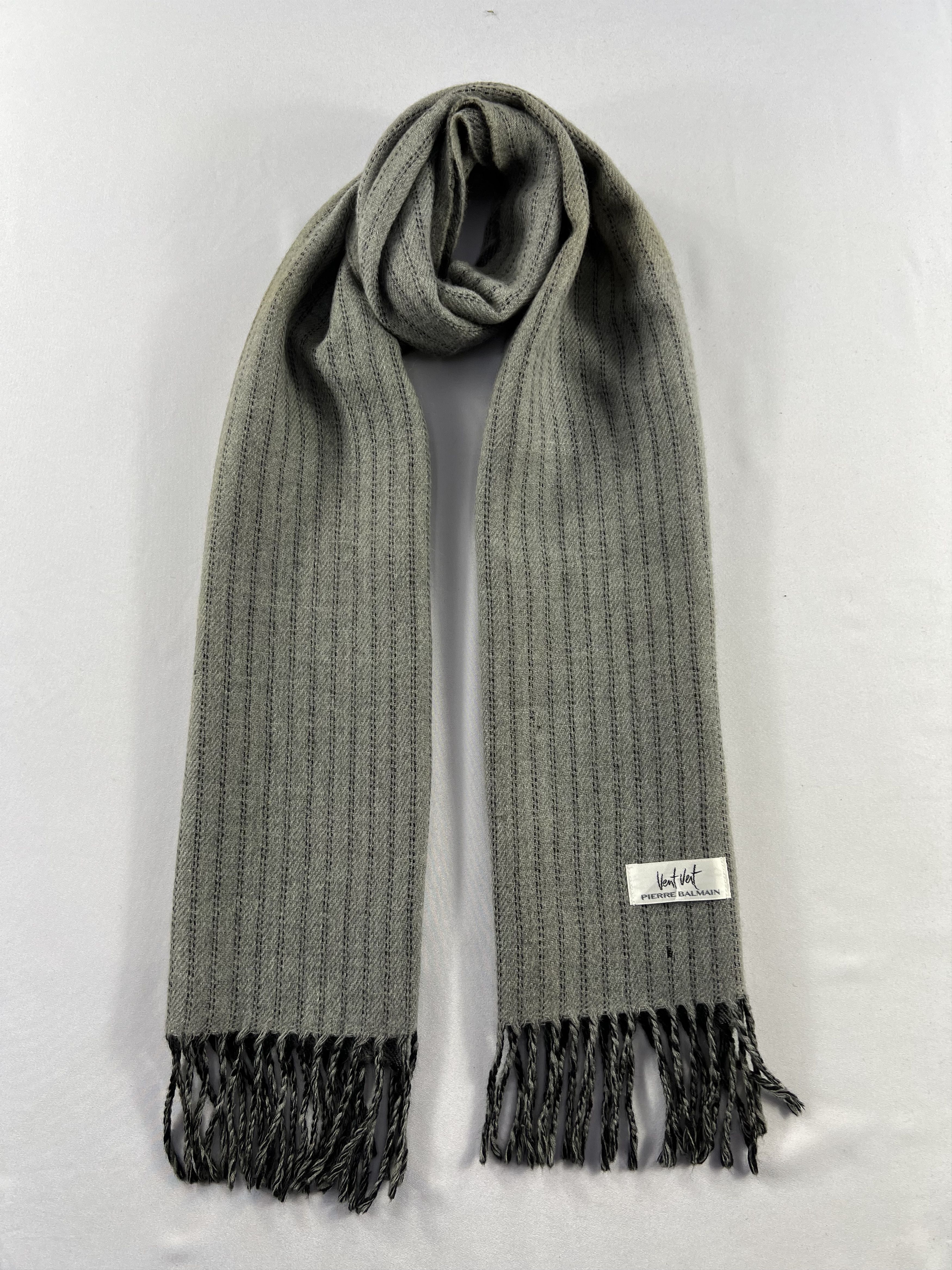 Pierre Balmain Pierre Balmain Scarf / Muffler / Neckwear P1049 Size ONE SIZE - 1 Thumbnail