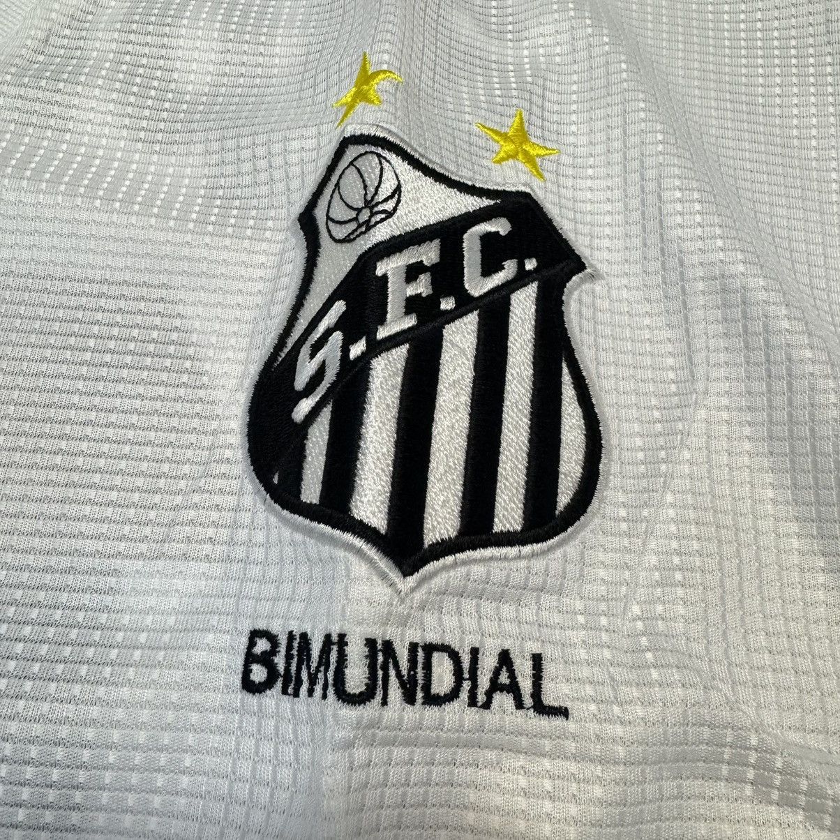 Umbro Santos 2000 home shirt #10 with Pele signature (bnwt) Size US M / EU 48-50 / 2 - 6 Thumbnail