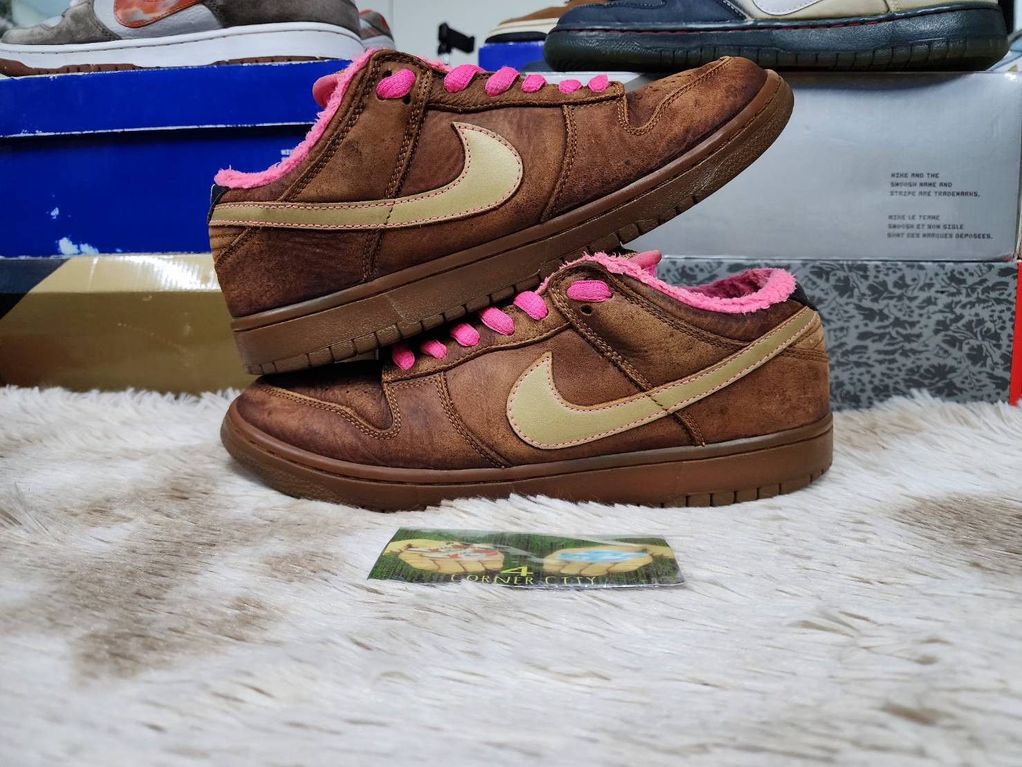 Nike Nike Sb Dunk Low Gibson Guitar Case Size US 9 / EU 42 - 6 Thumbnail