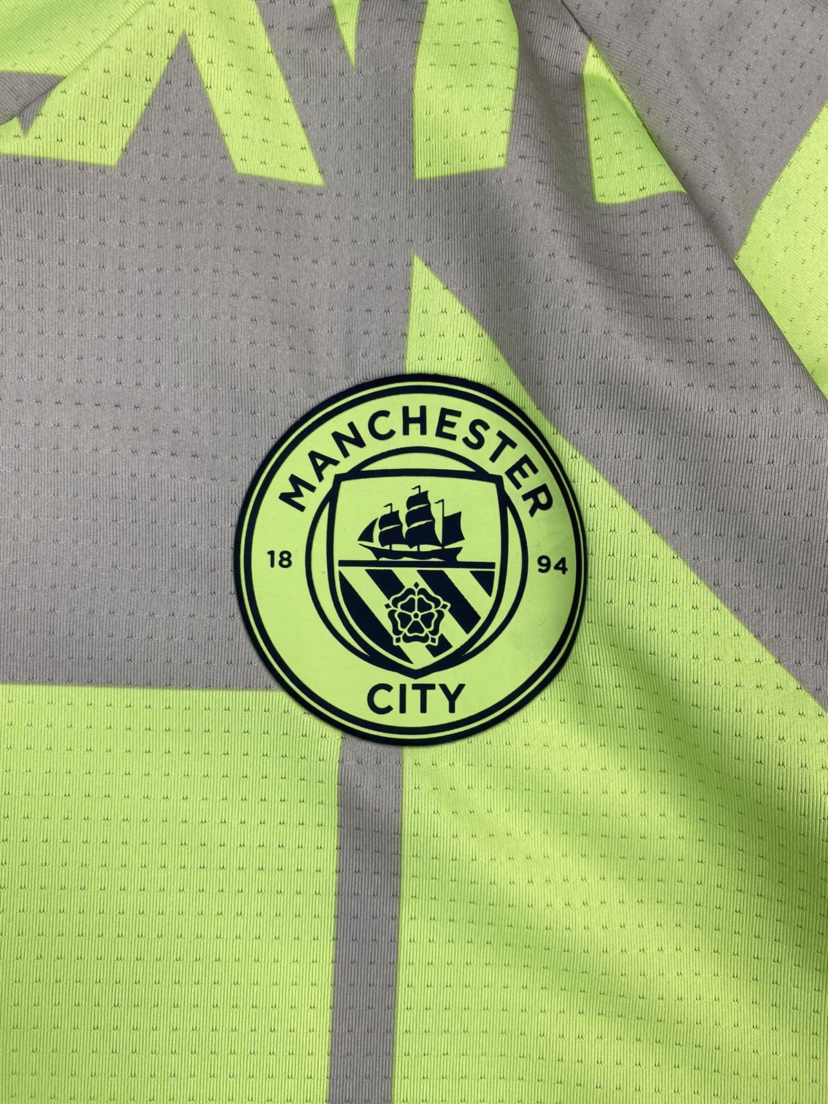 Adidas Puma Manchester City Soccer Jersey T Shirt Size US S / EU 44-46 / 1 - 7 Thumbnail