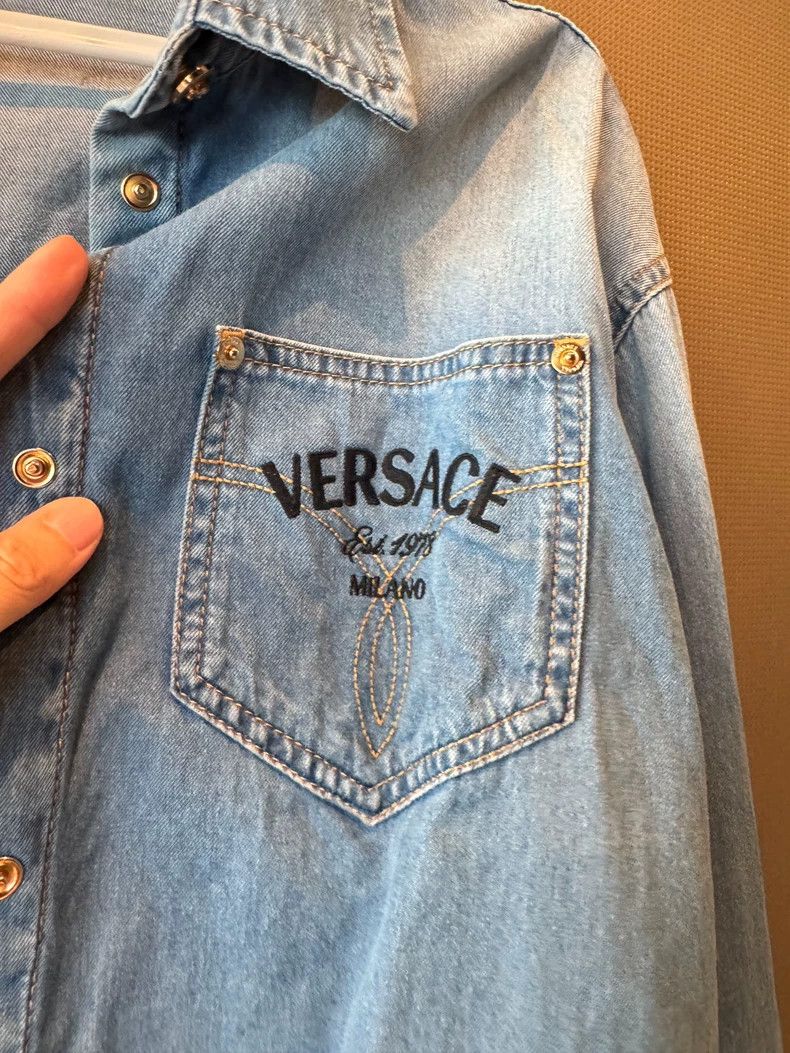 Versace Versace Denim cropped jacket Size S / US 4 / IT 40 - 3 Thumbnail