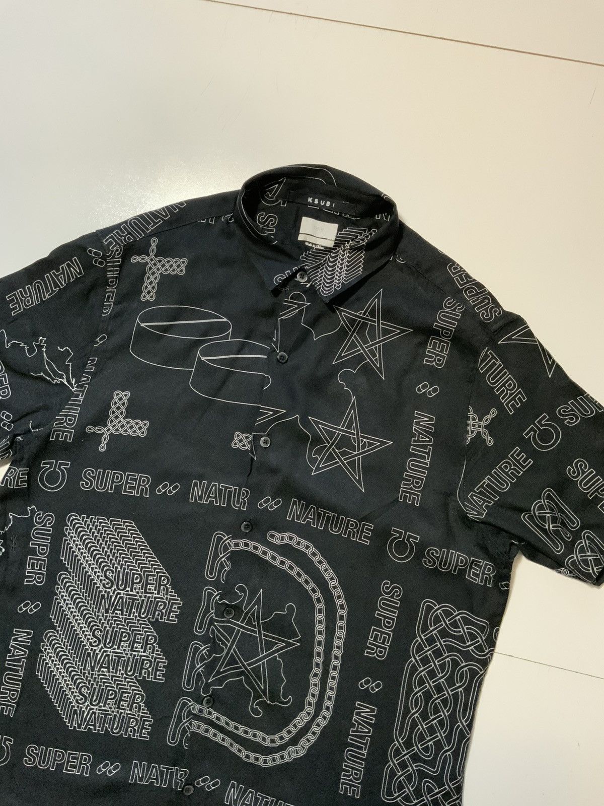Ksubi Ksubi Super Nature AOP Pentagram Star Button Shirt Size US M / EU 48-50 / 2 - 6 Thumbnail