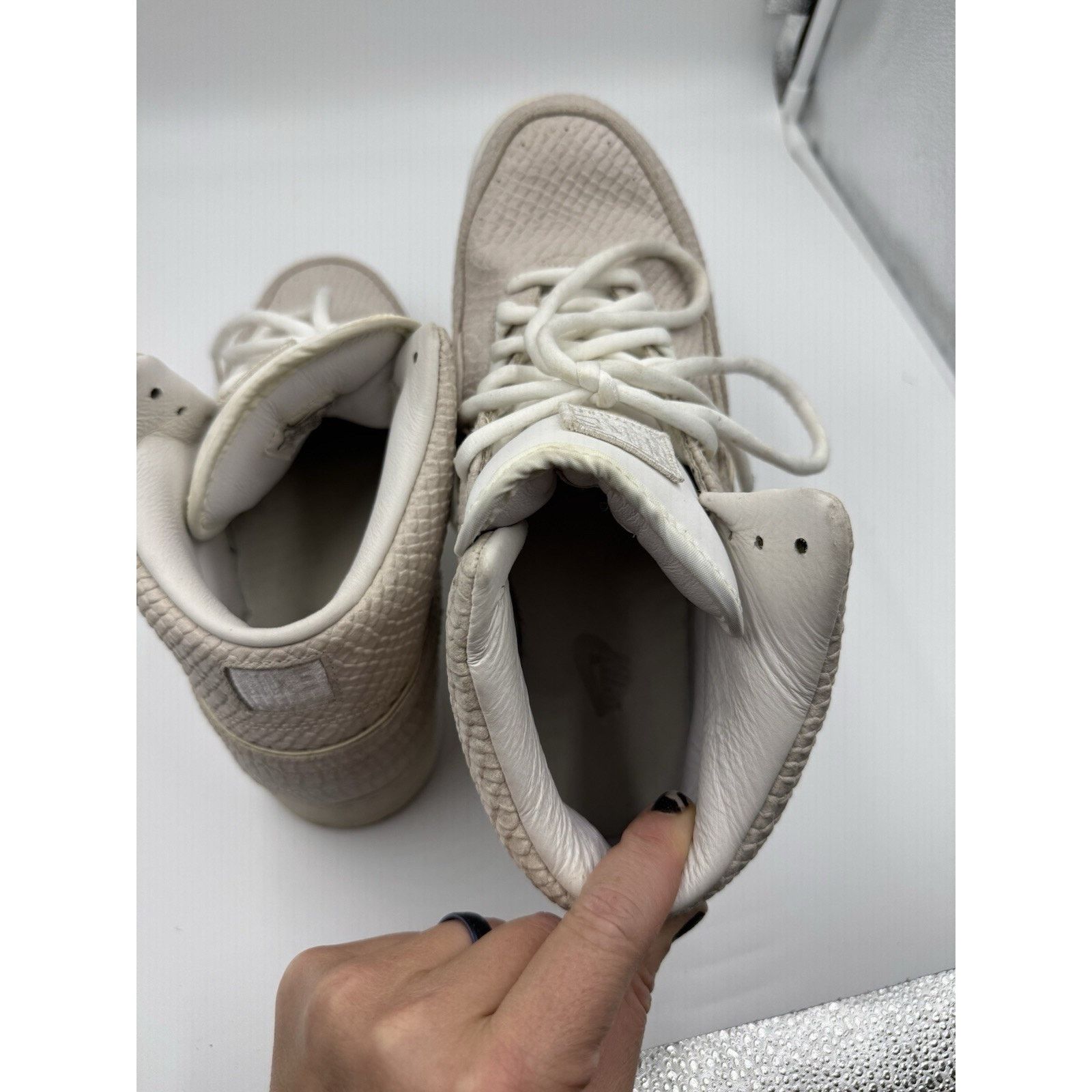 Nike Size 11 - Nike Air Python White NBS383 Size US 11 / EU 44 - 4 Thumbnail