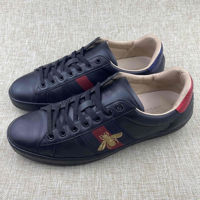 Gucci Gucci Ace Black Bee Embroidered Fashion Sneakers 0079 Size US 9.5 / EU 42-43 - 1 Thumbnail