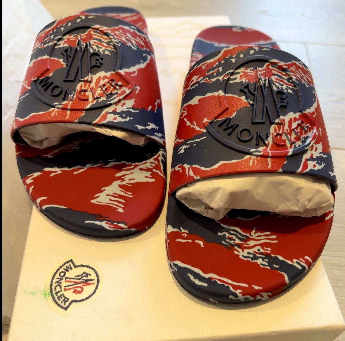 Moncler Moncler Blue Red Basile Embossed Logo Rubber Pool Slides 41 Size US 8 / EU 41 - 3 Thumbnail