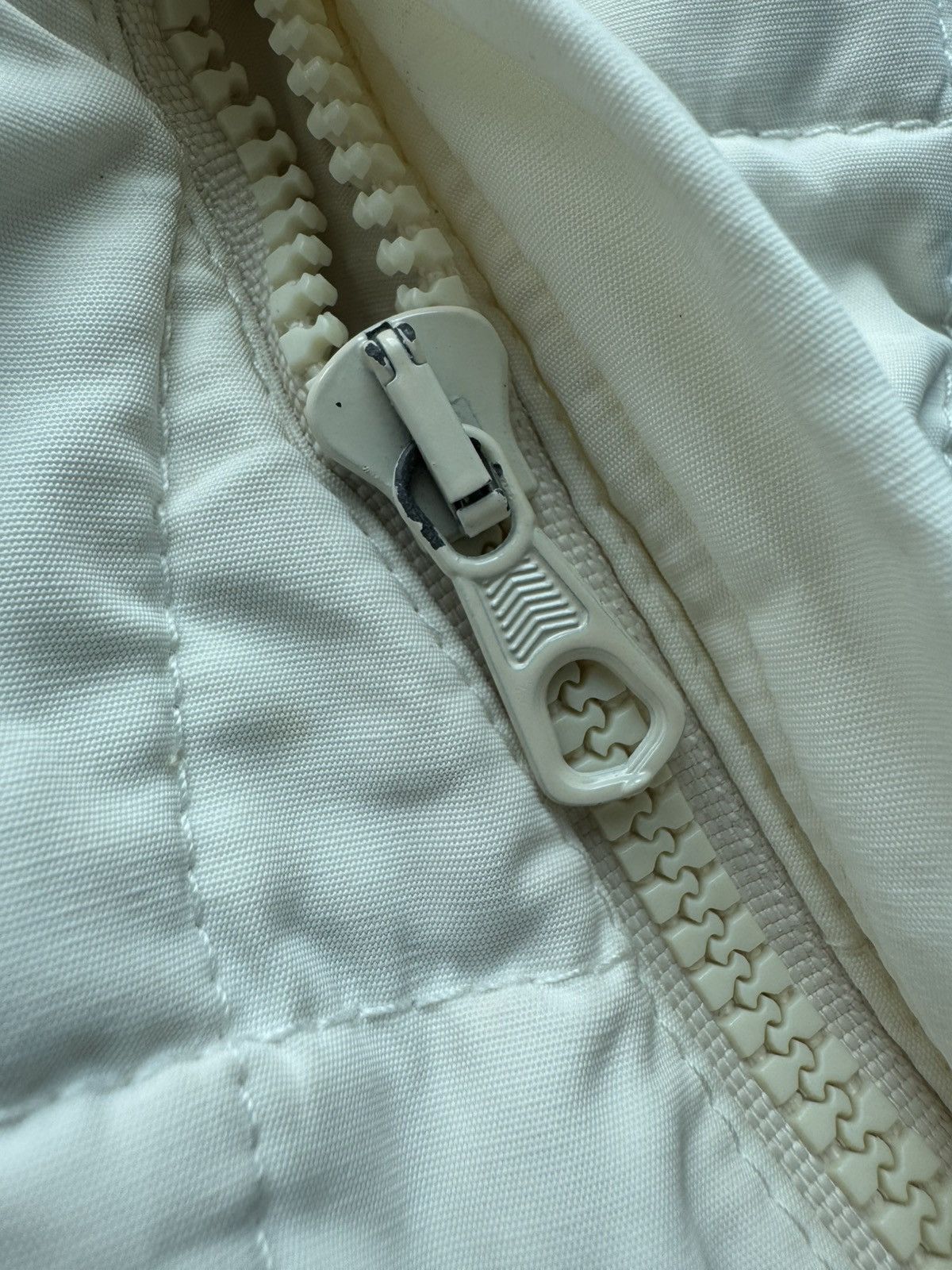 Gucci VERY RARE VINTAGE JACKET GUCCI GOOSE DOWN QUILTED PUFFER Size US M / EU 48-50 / 2 - 11 Thumbnail