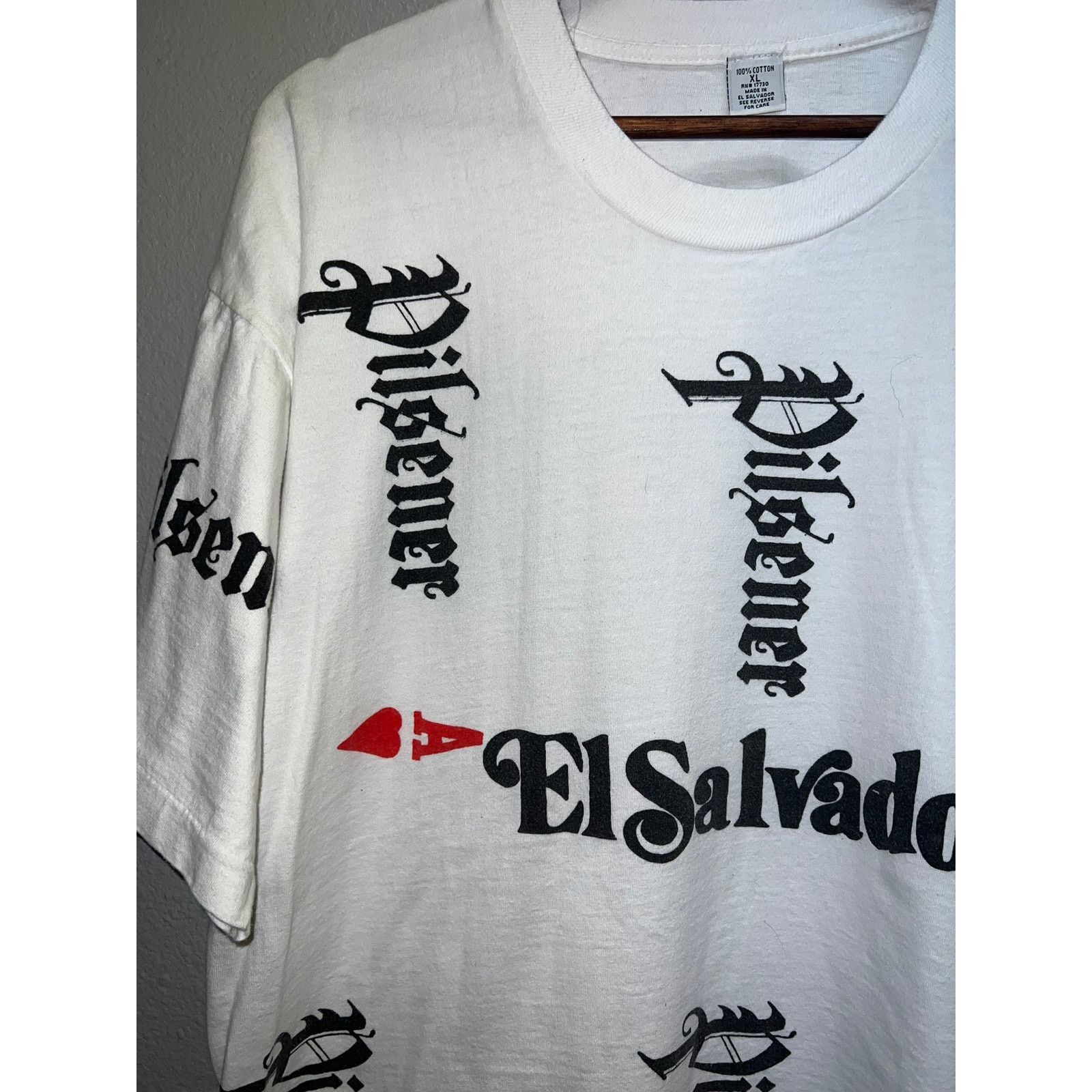 Vintage Vintage Pilsner Beer Shirt Pilsener El Salvador Art Tee XL Size US XL / EU 56 / 4 - 2 Thumbnail