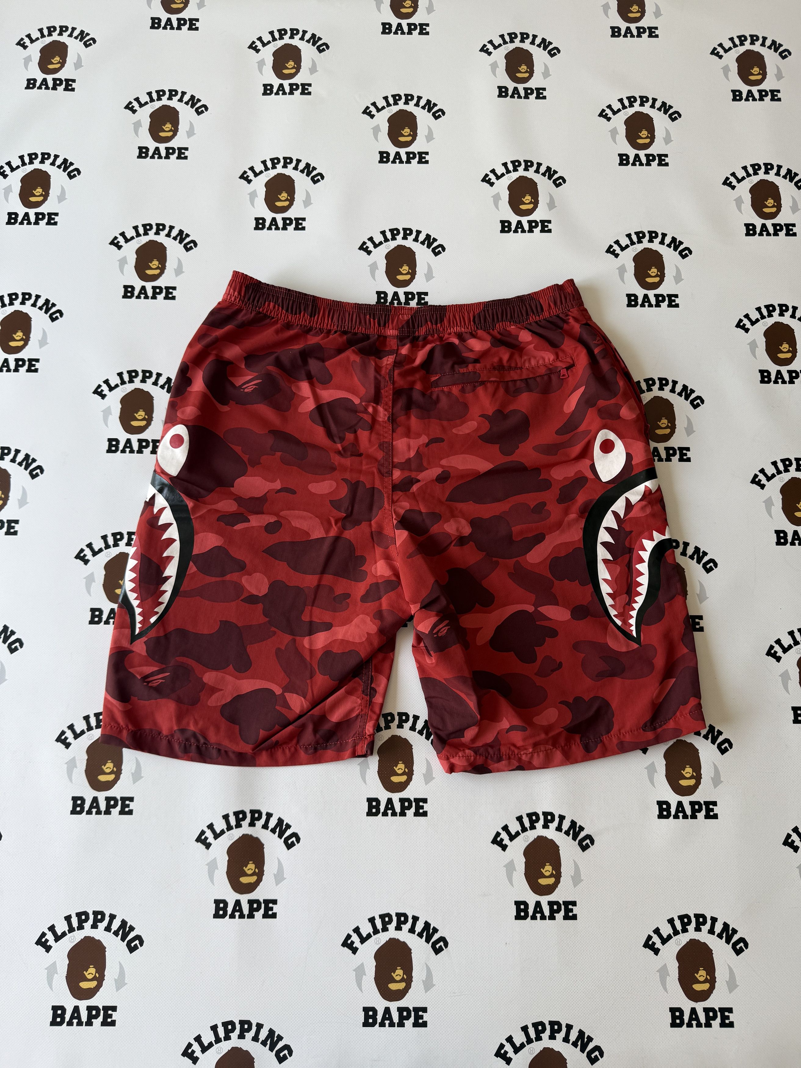 Bape BAPE COLOR CAMO SIDE SHARK BEACH SHORTS Size US 36 / EU 52 - 2 Thumbnail