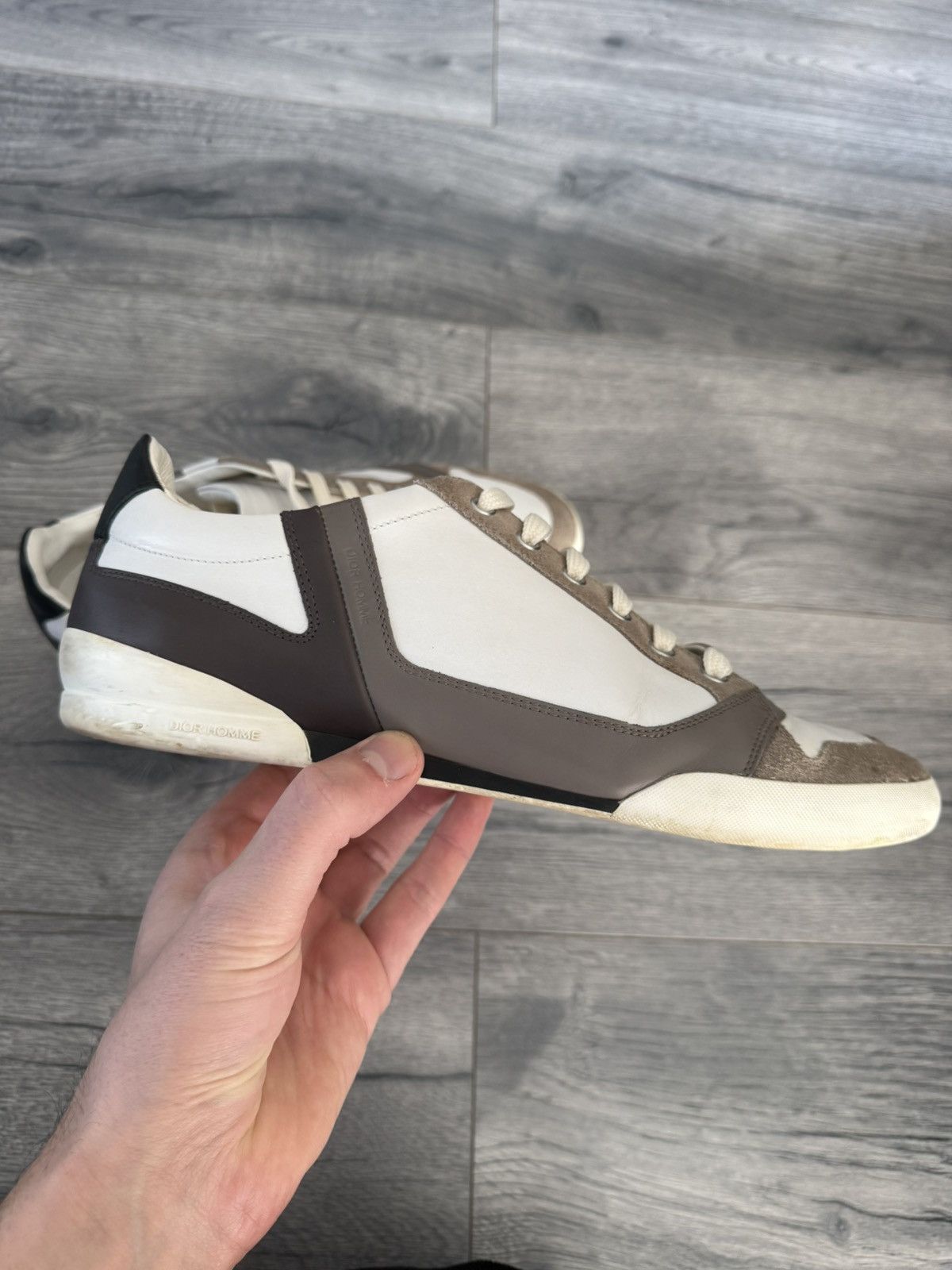 Dior White and Brown Leather Suede Low-Top Sneakers Size US 8 / EU 41 - 8 Thumbnail