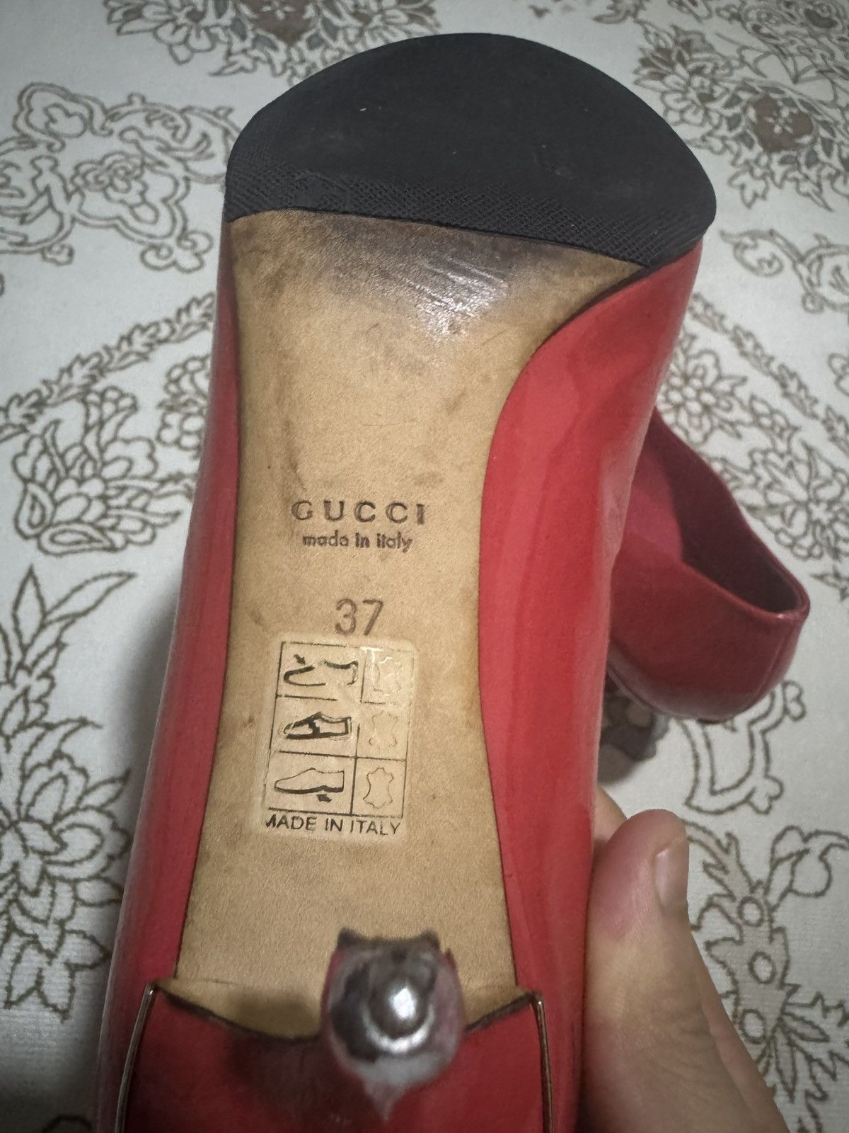 Gucci 🇮🇹 Gucci Red Patent Leather Pointed Toe Pump Heels Size US 7 / IT 37 - 9 Thumbnail