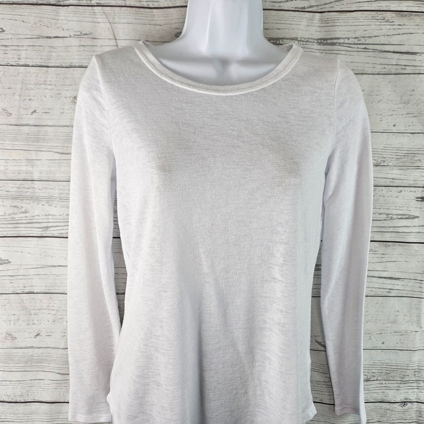Athleta Athleta Womens Long Sleeve Top 2XS White Solid Back Cut Out Pullover Casual Activewear Women Size XXS / US 00 / IT 34 - 2 Thumbnail