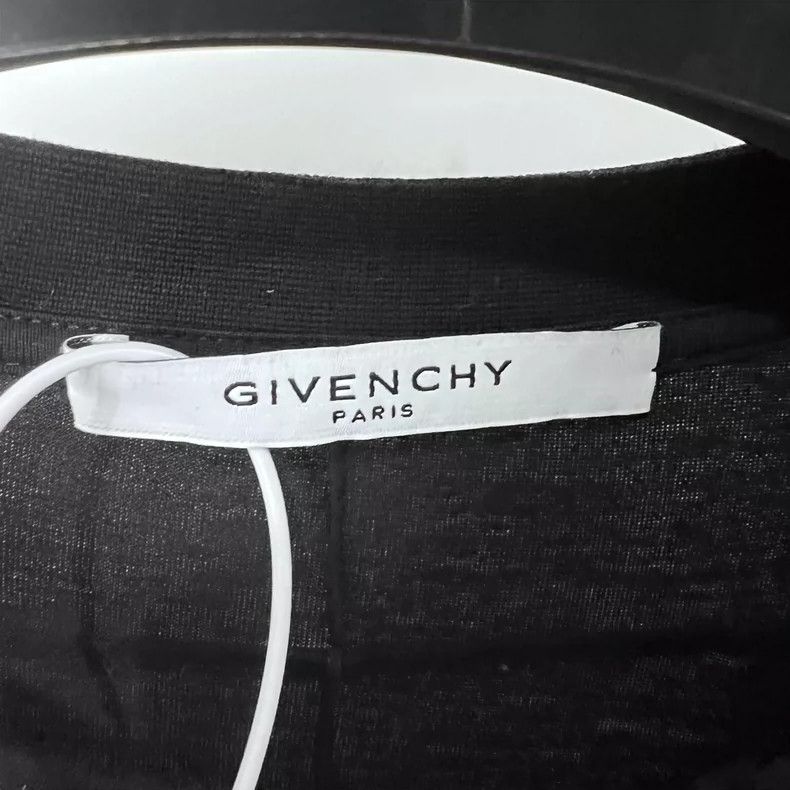 Givenchy Givenchy Chest Letter Short Sleeve T-Shirt Classic Black S Size US M / EU 48-50 / 2 - 3 Thumbnail
