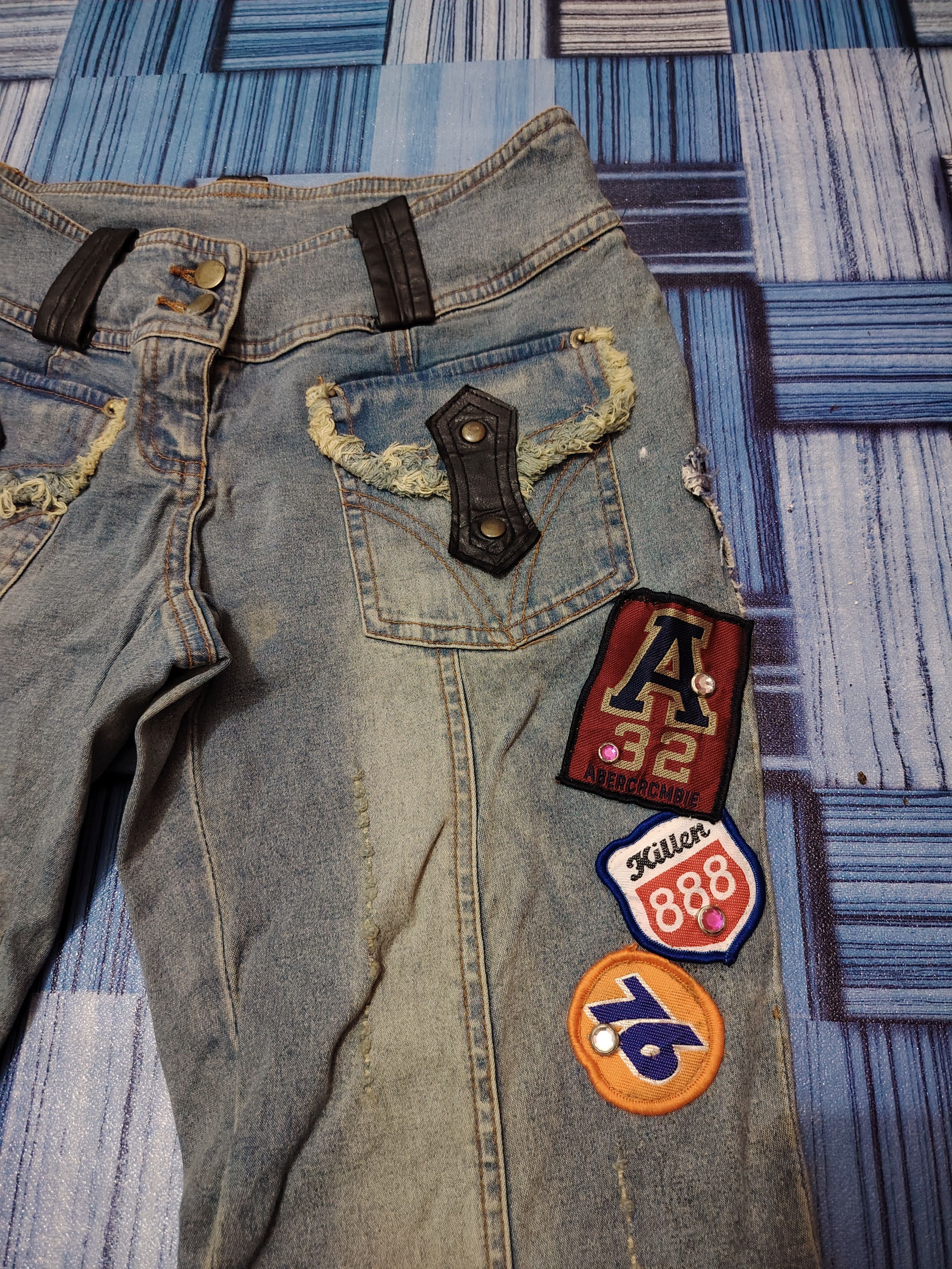 If Six Was Nine × Japanese Brand × Tornado Mart Insane 90s Poupine Bell Bottom distressed Jeans any patches Size 26" / US 2 / IT 38 - 3 Thumbnail