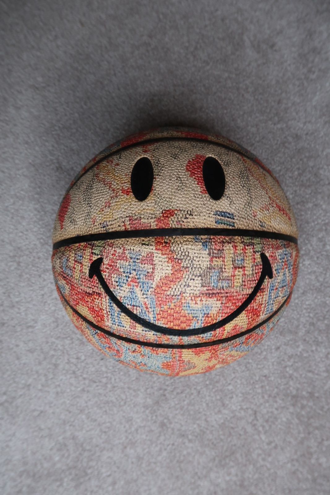 Other Chinatown Market Smiley Rug Basketball – Limited Edition Size ONE SIZE - 3 Thumbnail