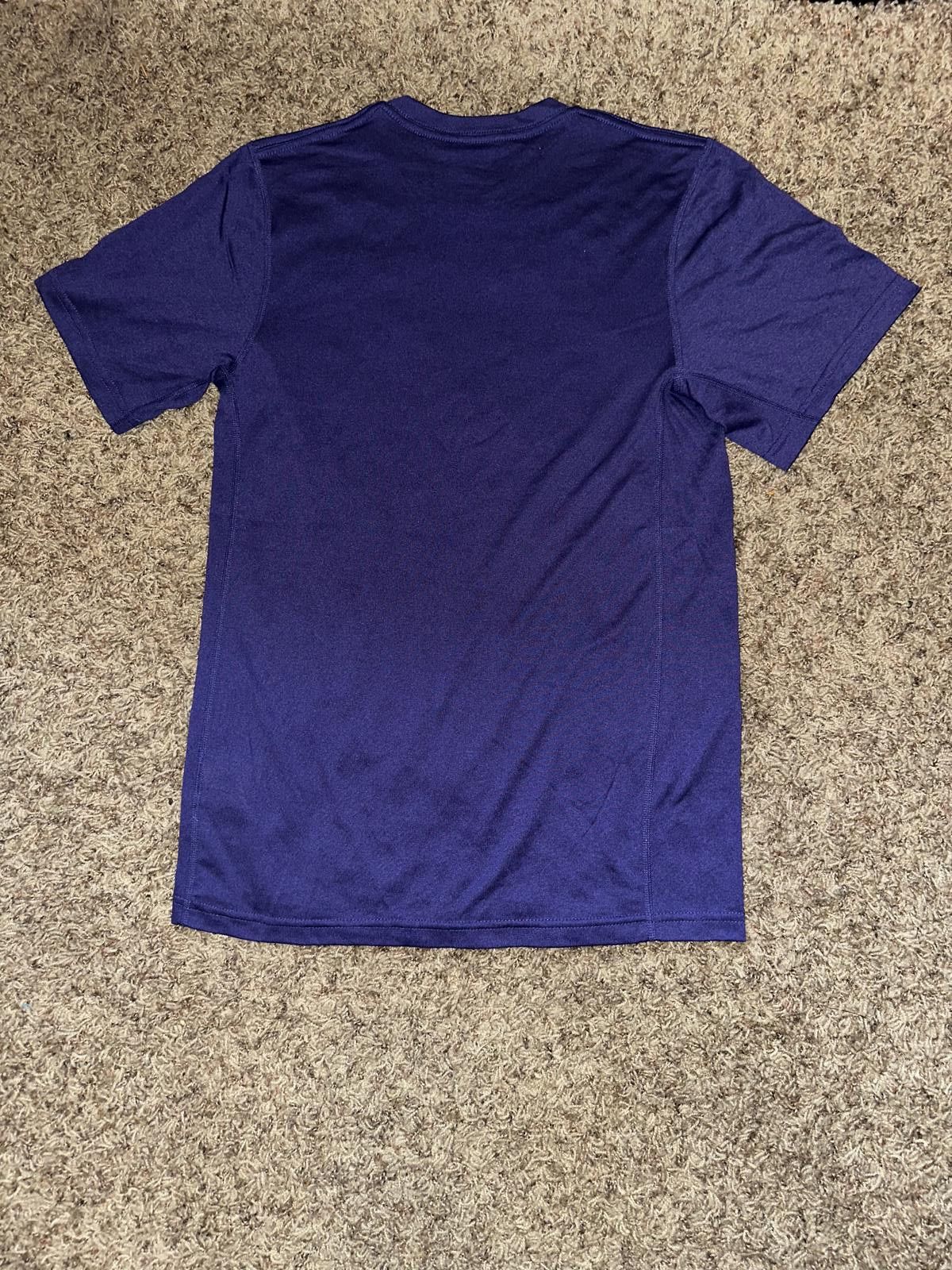 Nike VINTAGE Nike Men’s Graphic NSW T-Shirt 2014 Size US XS / EU 42 / 0 - 5 Thumbnail