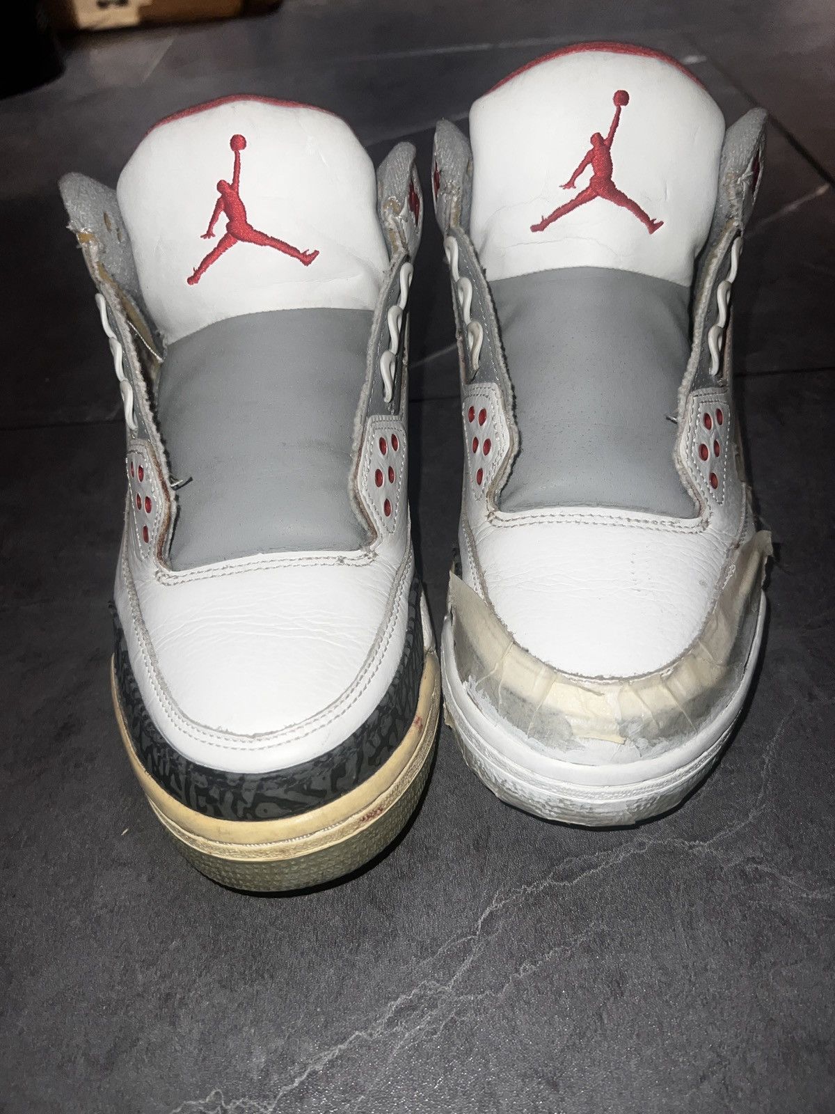 Jordan Brand Jordan 3 Retro Fire Red Size US 9 / EU 42 - 3 Thumbnail