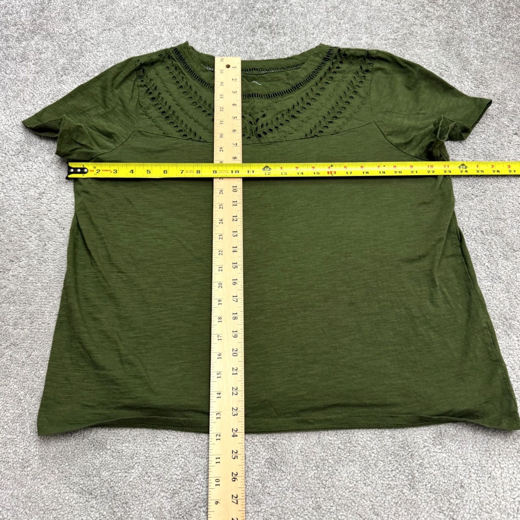 Vintage St. John's Bay Eyelet Embroidered T-Shirt Womens 2XL Olive Green Cotton Casual Shirt Adults Womens Green Embroidered Casual Sleeve Short Sleeve Size XXL / US 16-18 / IT 52-54 - 5 Thumbnail