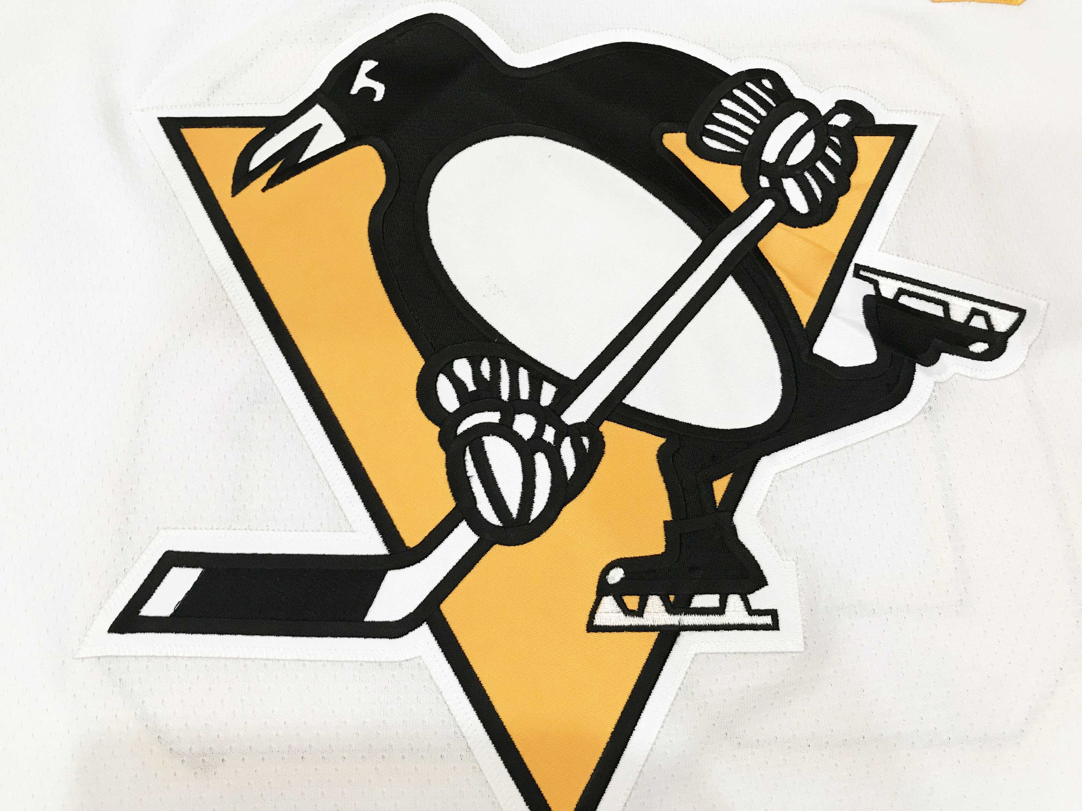 Ccm × NHL CCM Heroes Pittsburgh Penguins LEMIEUX #66 NHL Hockey Jersey Size US XL / EU 56 / 4 - 2 Thumbnail
