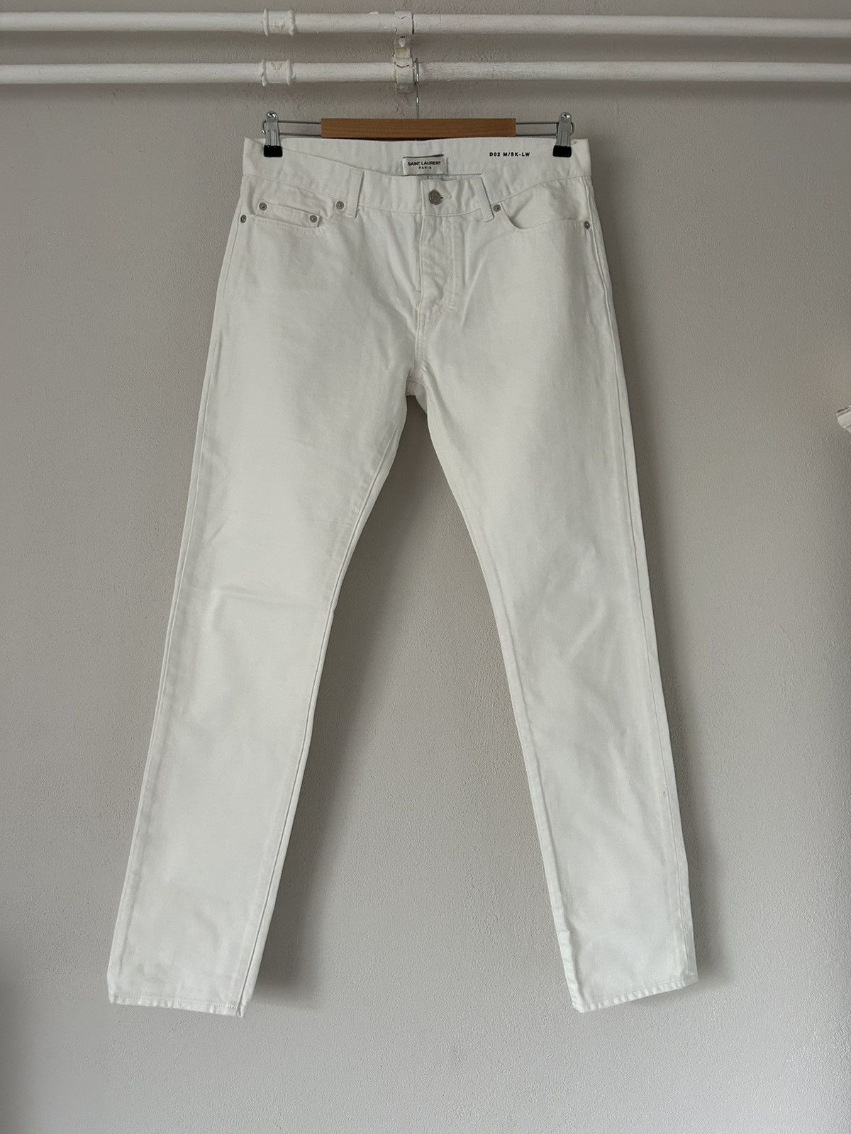 image of Saint Laurent Paris D02 M/sk-Lw Jeans in White, Men's (Size 33)