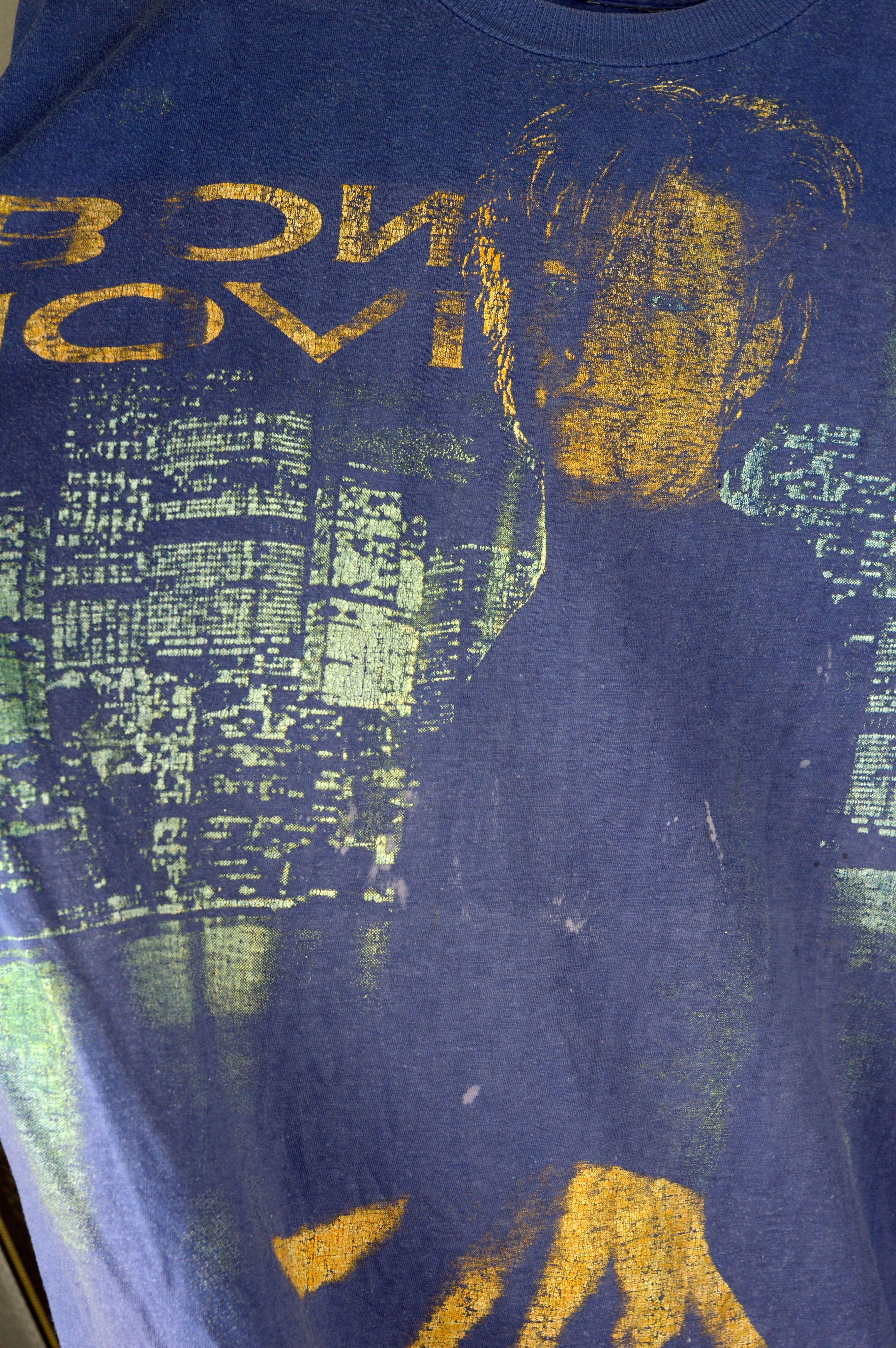 Vintage Vintage Bon Jovi 90st shirt Size US L / EU 52-54 / 3 - 3 Thumbnail