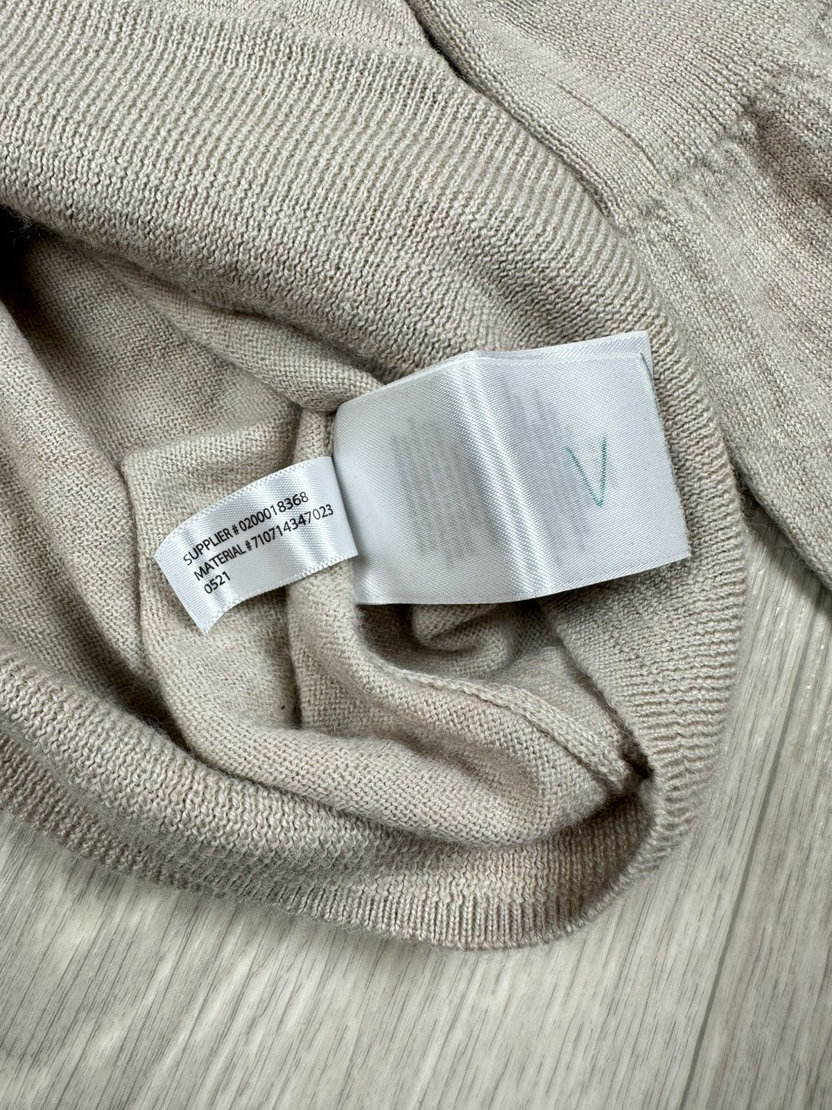 Polo Ralph Lauren Polo Ralph Lauren V-Neck Sweater Jumper Merino Wool Size L Size US L / EU 52-54 / 3 - 8 Thumbnail