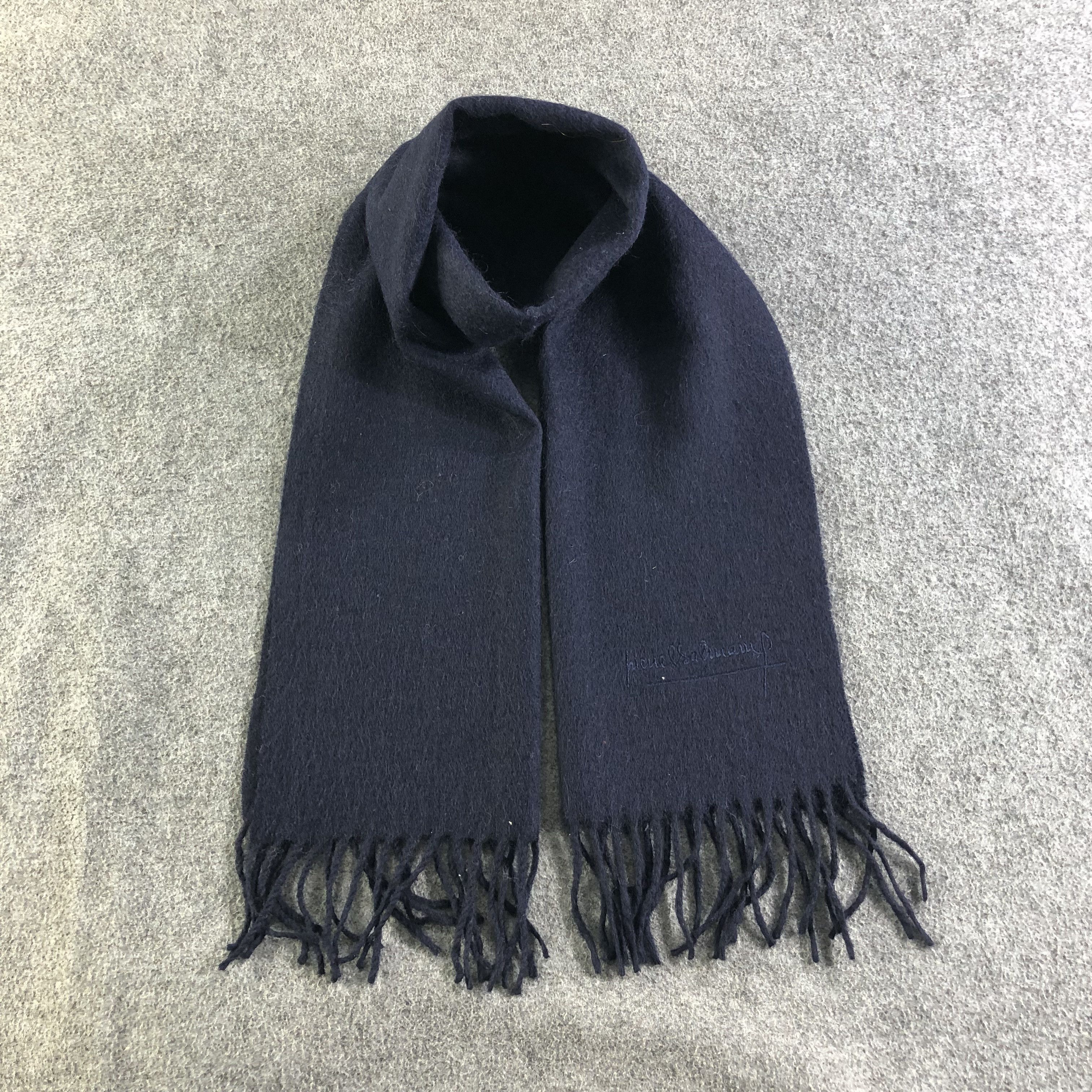 Pierre Balmain Cashmere Scarf Muffler V1991