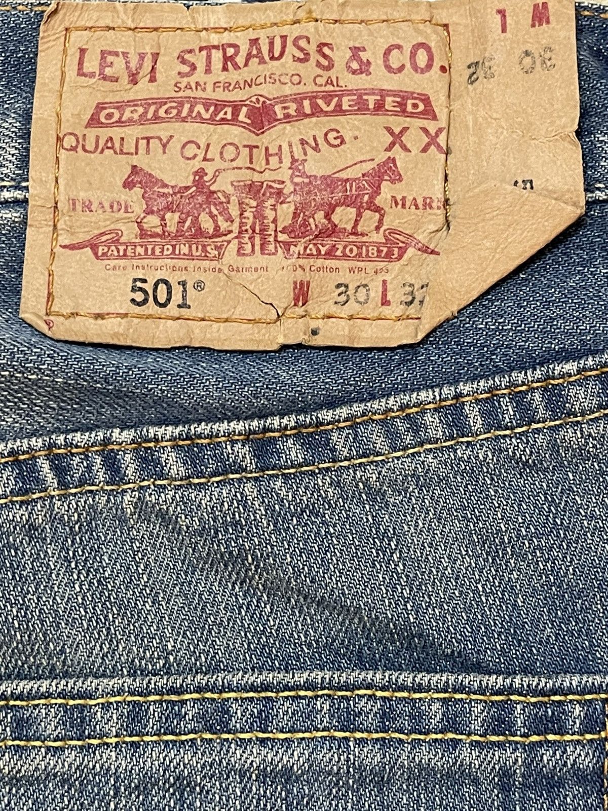 Levi's Vintage Levis 501 Mud Wash Distressed Destroyed Loose Jeans Size US 30 / EU 46 - 9 Thumbnail