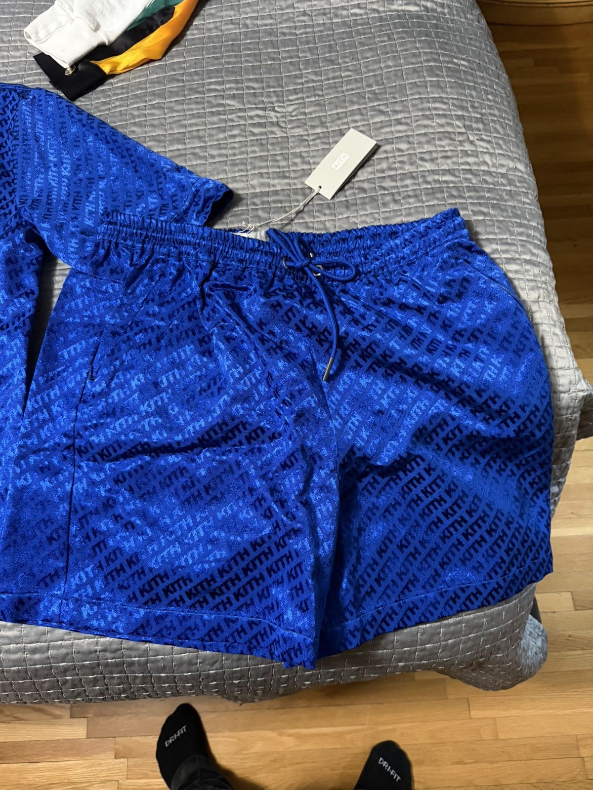 Kith Kith logo shorts Size US 31 - 1 Thumbnail