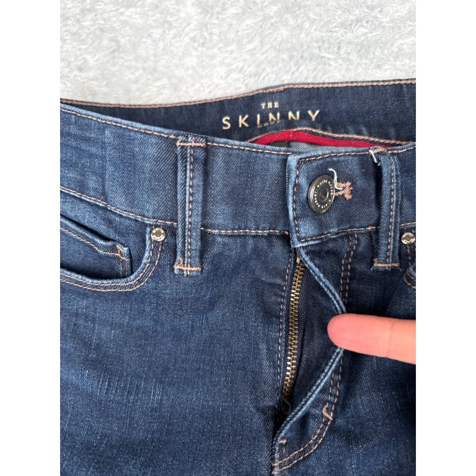 White House Black Market White House Black Market Jeans Women 2 Denim Blue The Skinny Crop Dark Mid 27x25 Size 26" / US 2 / IT 38 - 5 Thumbnail