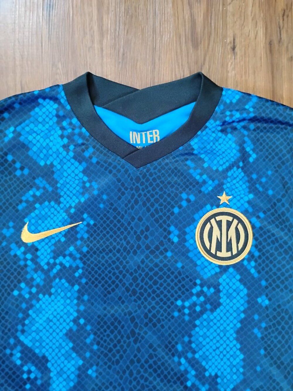 Nike Nike Inter Milano Snakeskin Soccer Football Jersey 2021-22 Size US M / EU 48-50 / 2 - 1 Thumbnail