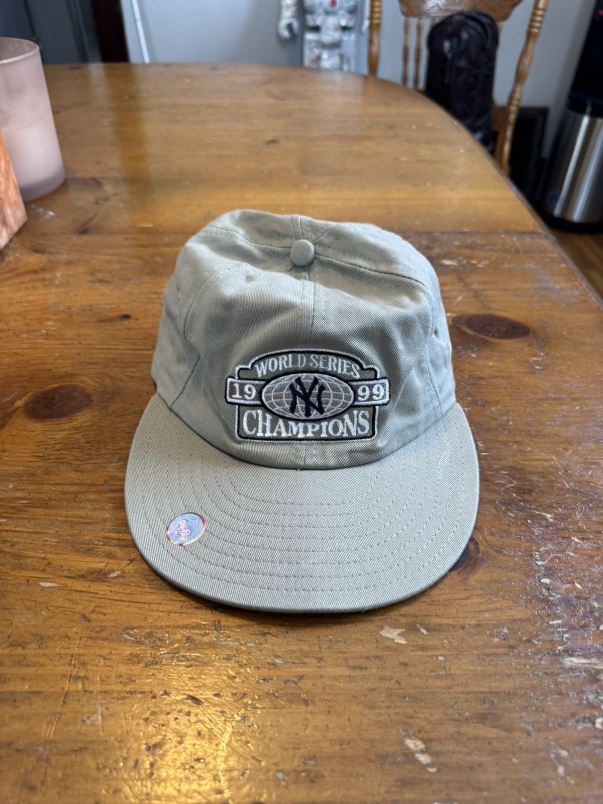 New Era Vintage New York Yankees 1999 World Series Champions Hat Size ONE SIZE - 2 Thumbnail