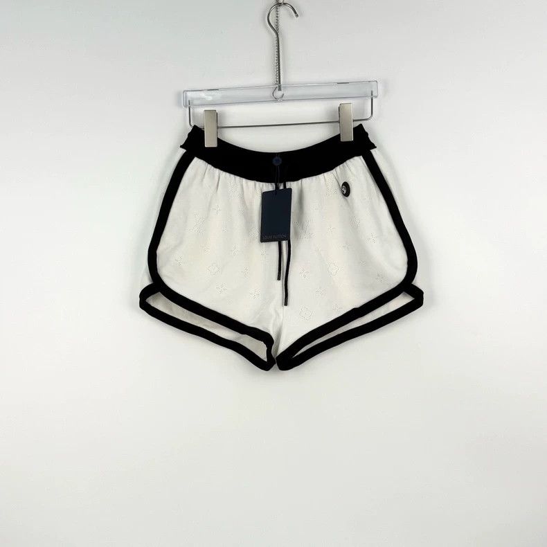 Louis Vuitton Louis Vuitton size s White full cutout logo drawstring sho Size 24" / US 00 / IT 34 - 3 Thumbnail
