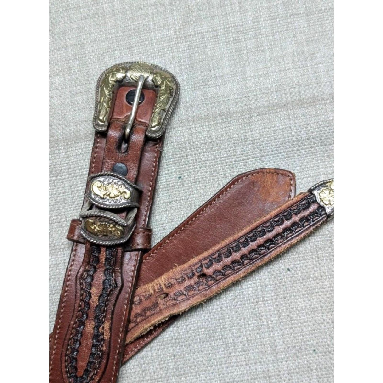 Vintage VINTAGE Nocona belt Western Ranger Belt Men 40 Brown Leather Cowhide 1-1/2" buckle Ranger style USA made Size 40 - 2 Thumbnail