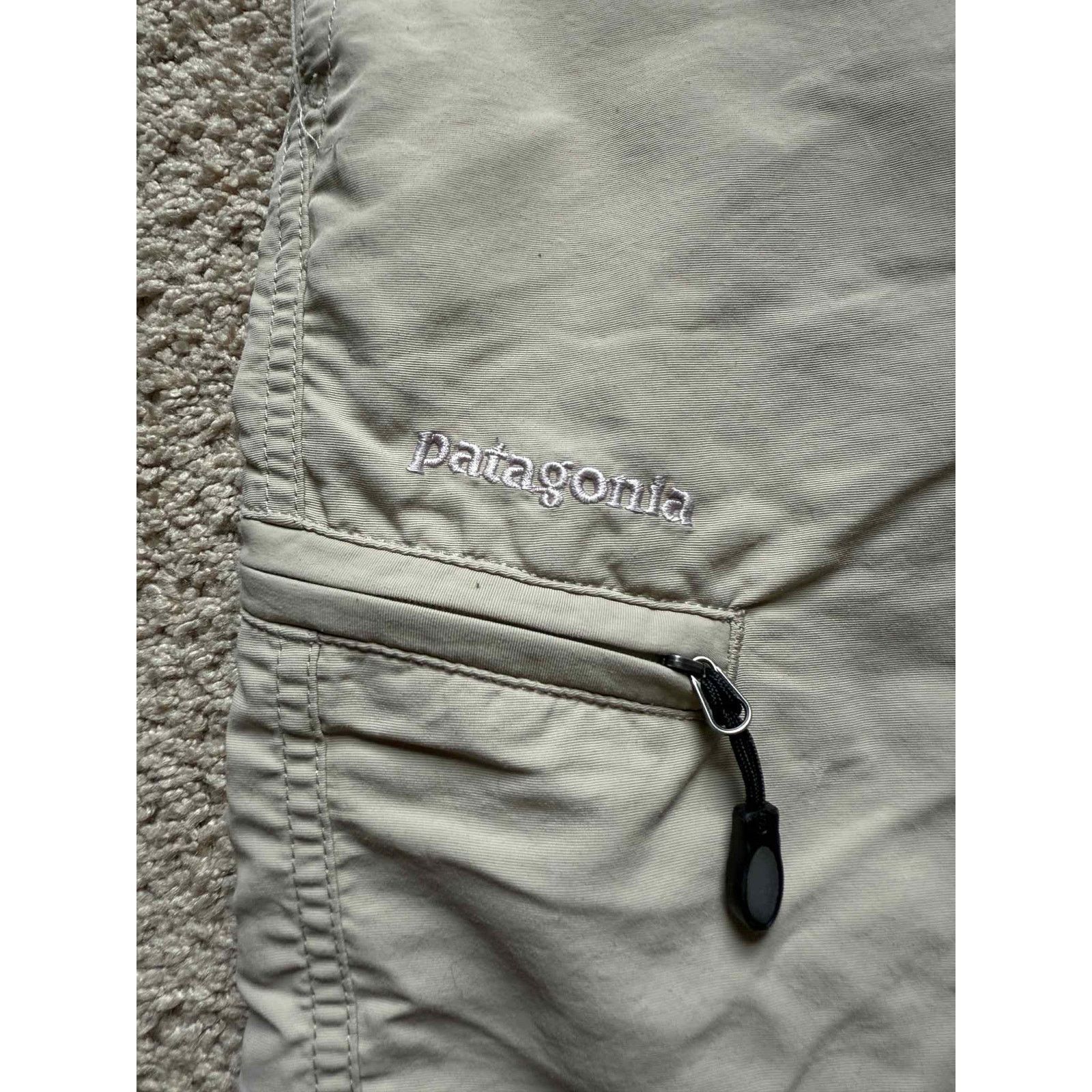 Patagonia Patagonia Khaki Cargo Shorts Zipper Pockets Tan Men’s XL Size US 38 / EU 54 - 6 Thumbnail