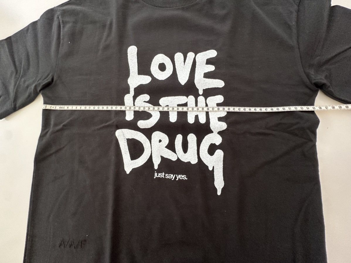 Designer Applied Art Forms T-Shirt Love is the drug Size US S / EU 44-46 / 1 - 5 Thumbnail