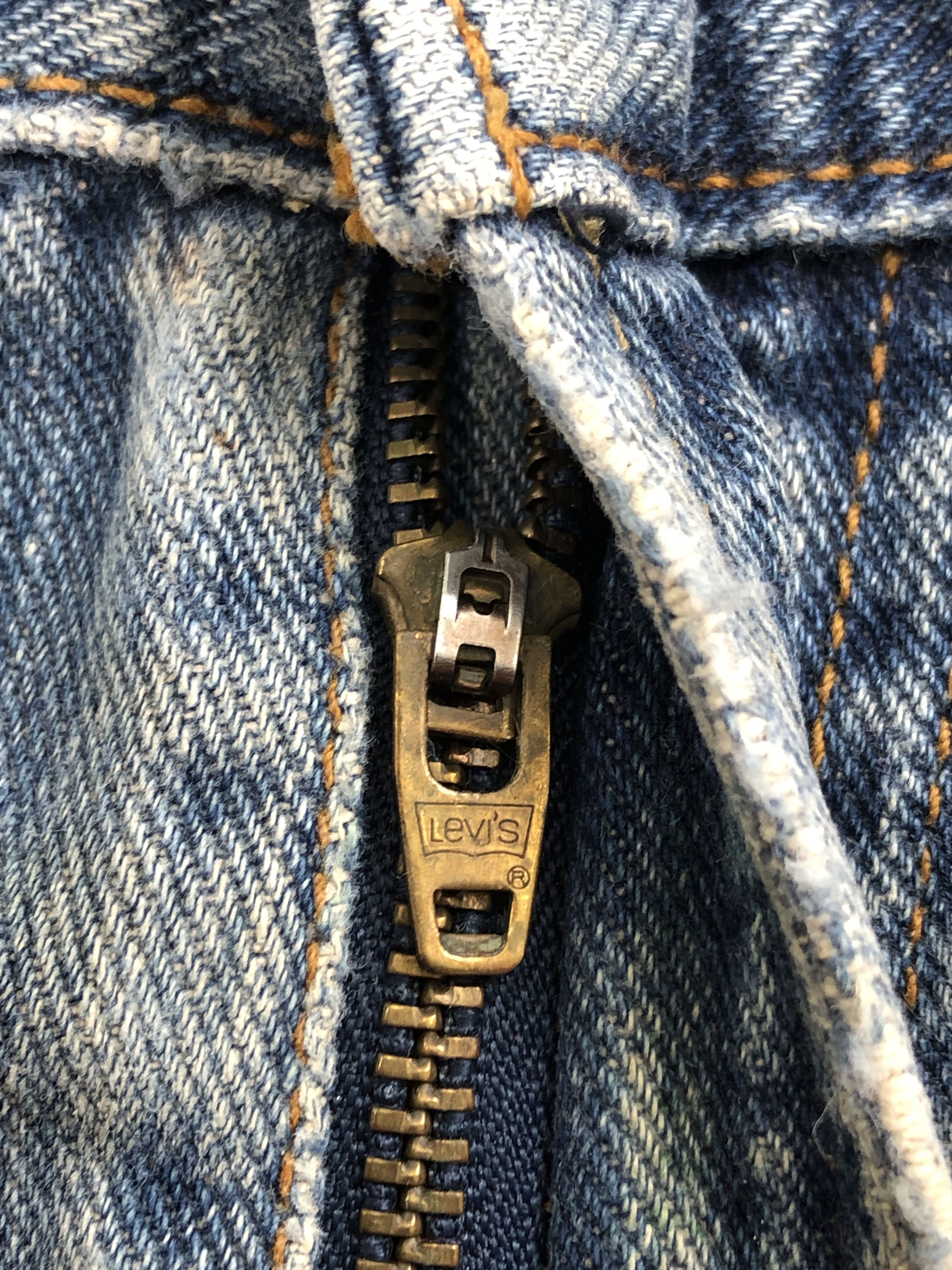 Levi's × Vintage Vintage Levi's 505 Light Wash Blue Jeans DP2531 Size US 36 / EU 52 - 11 Thumbnail
